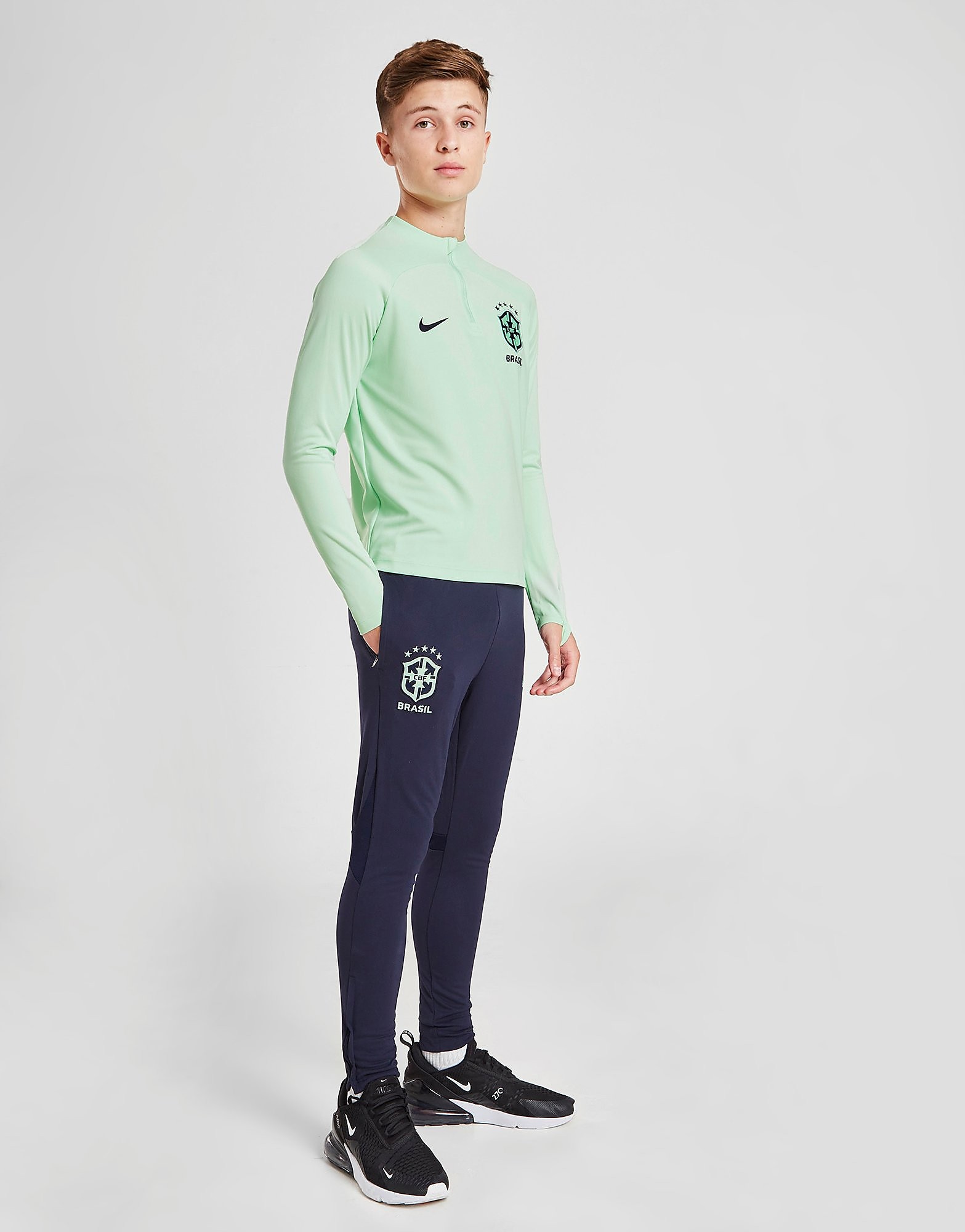 

Nike Brazil Academy Track Pants Junior - Blackened Blue/Cucumber Calm - Kids, Blackened Blue/Cucumber Calm