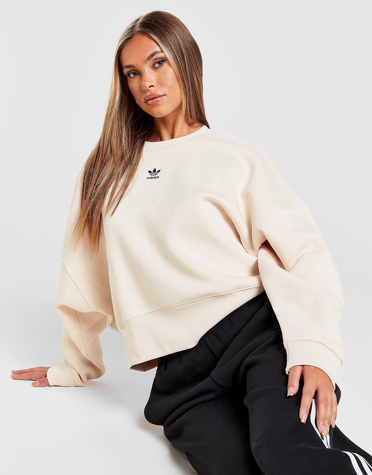 

adidas Originals Essential Crew Sweatshirt - Wonder White - Womens, Wonder White