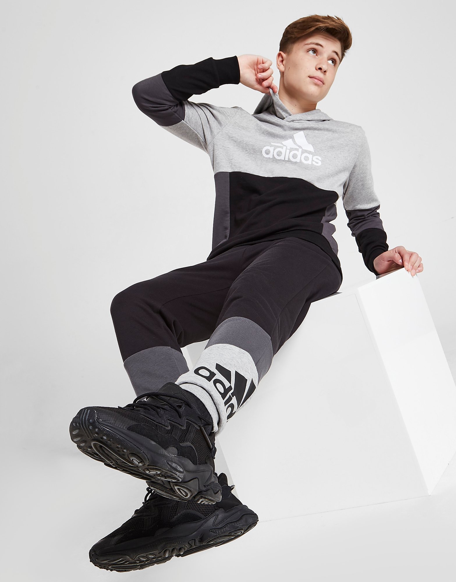 

adidas Colourblock Joggers Junior - Black / Black / Medium Grey Heather - Kids, Black / Black / Medium Grey Heather