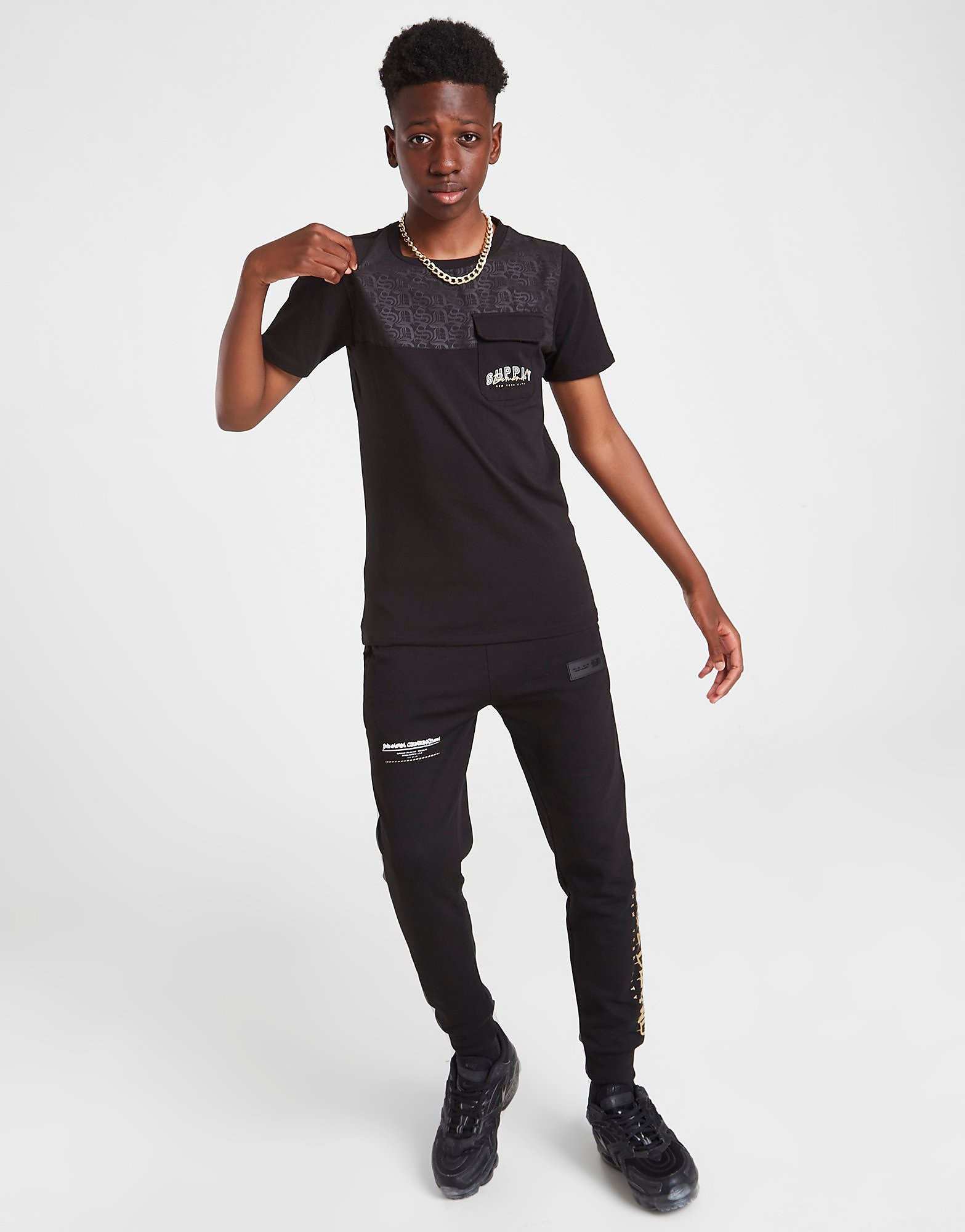 

Supply & Demand Gothic Repeat Logo T-Shirt Junior - Black - Kids, Black