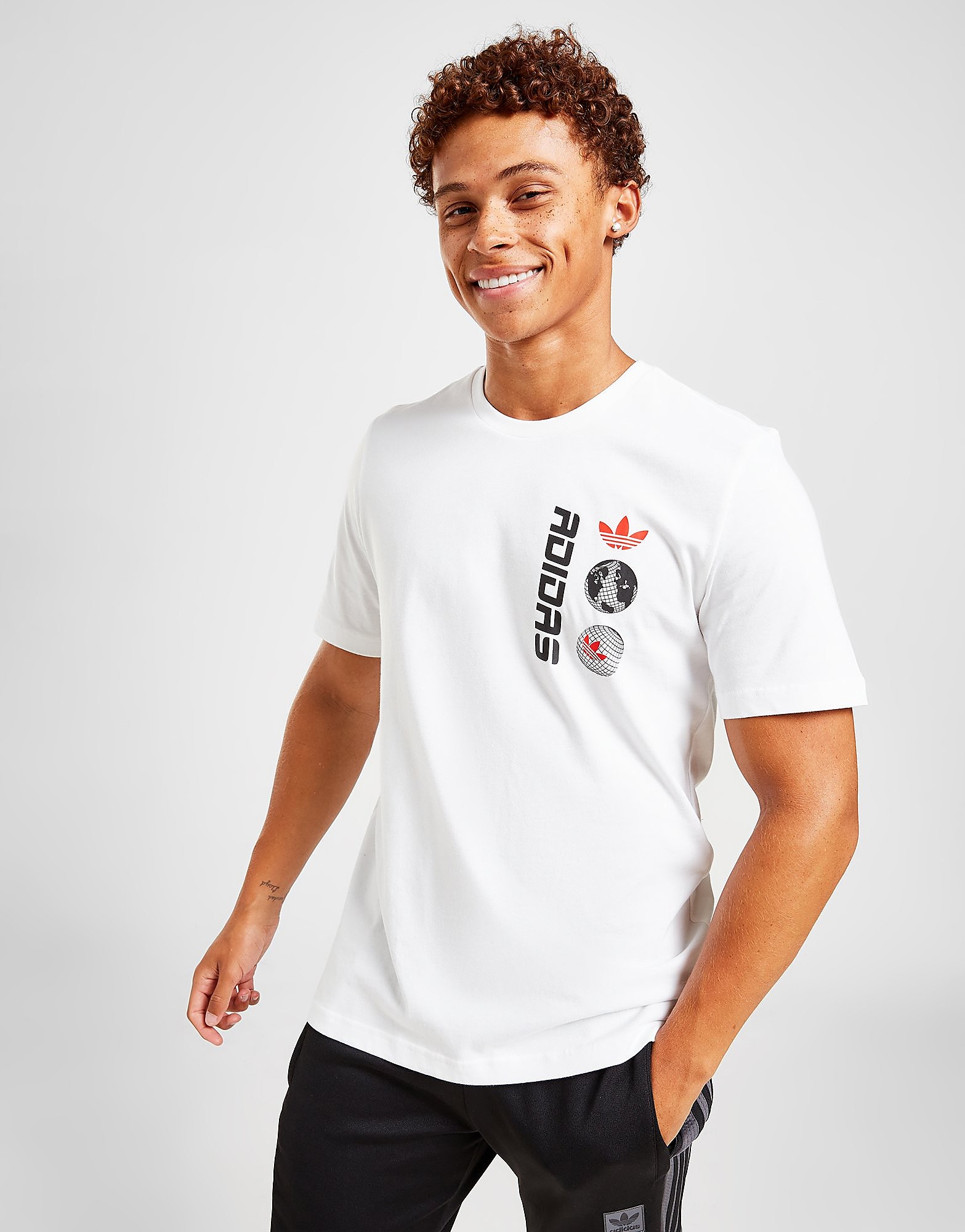 

adidas Originals Globe T-Shirt - Only at JD - White - Mens, White