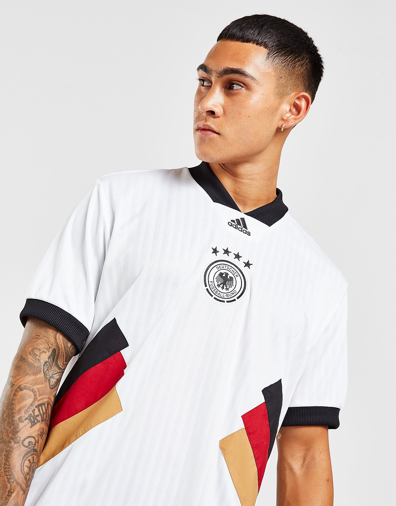 

adidas Germany World Cup Icon Shirt - White / Black - Mens, White / Black