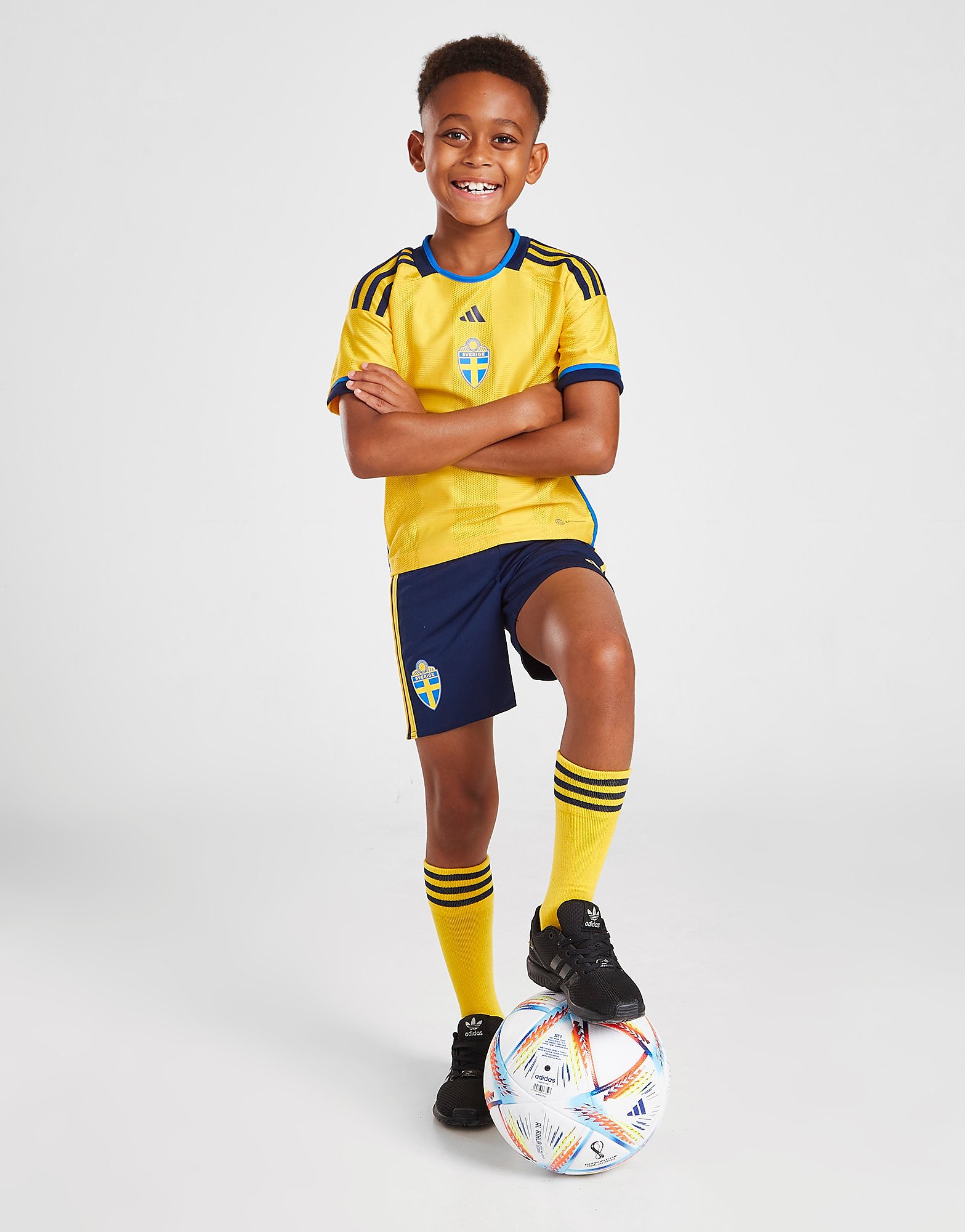 

adidas Sweden 2022 Home Kit Children - Eqt Yellow - Kids, Eqt Yellow