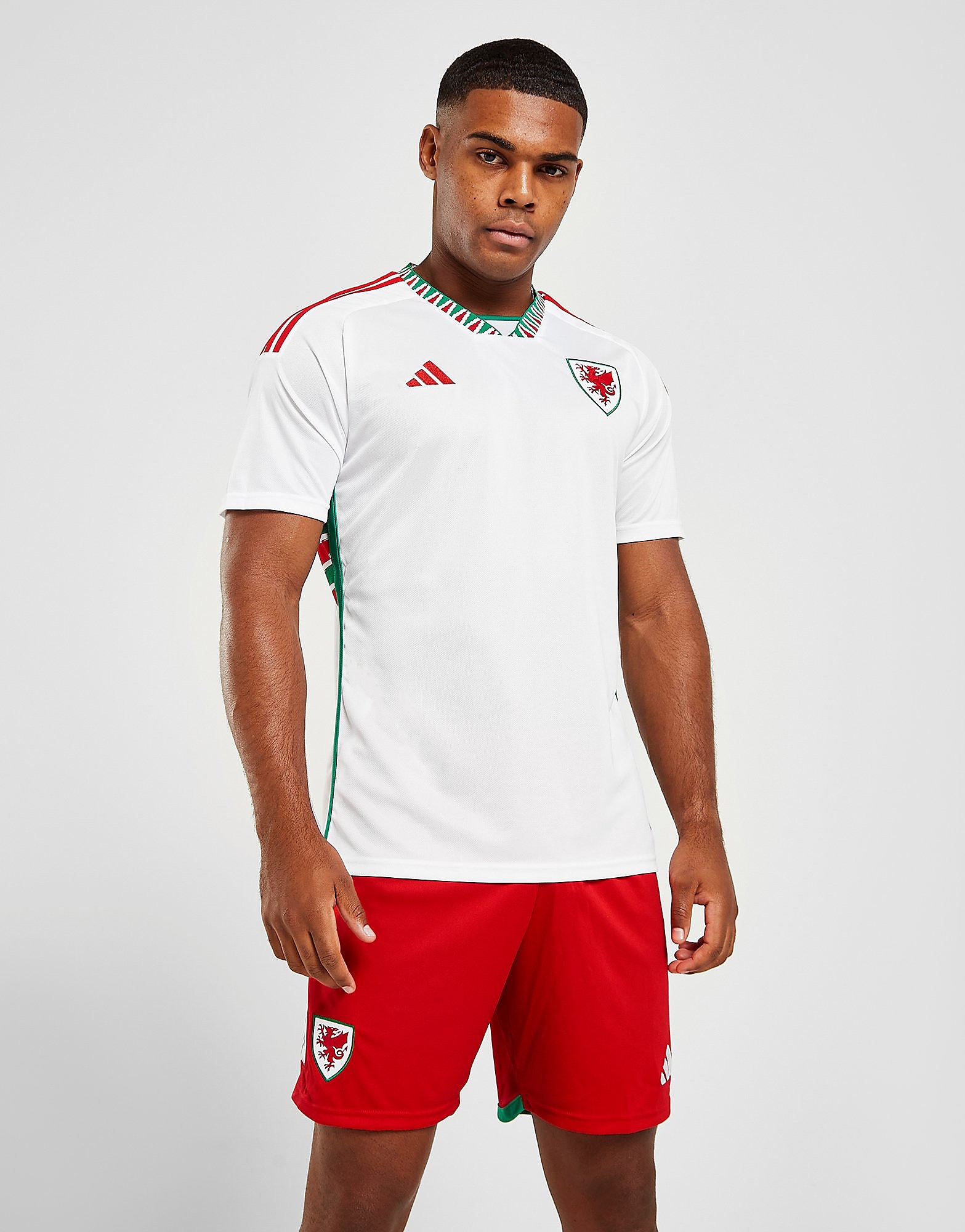 

adidas Wales 2022 Away Shorts - Red - Mens, Red