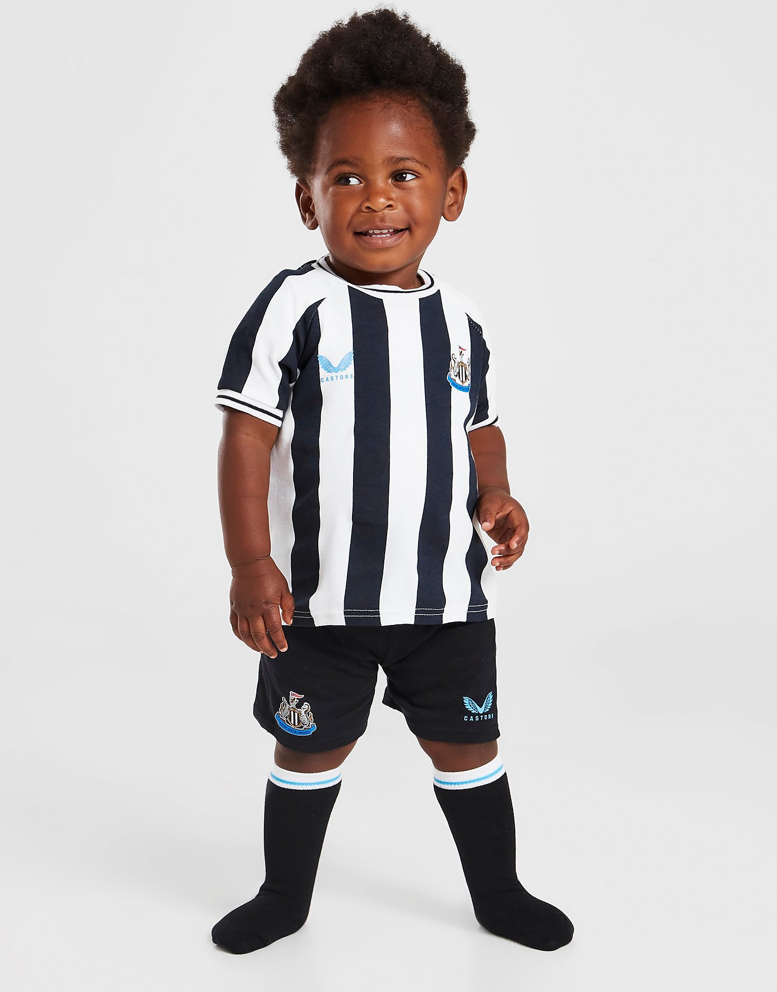 

Castore Newcastle United FC 2022/23 Home Kit Infant - Black/White - Kids, Black/White