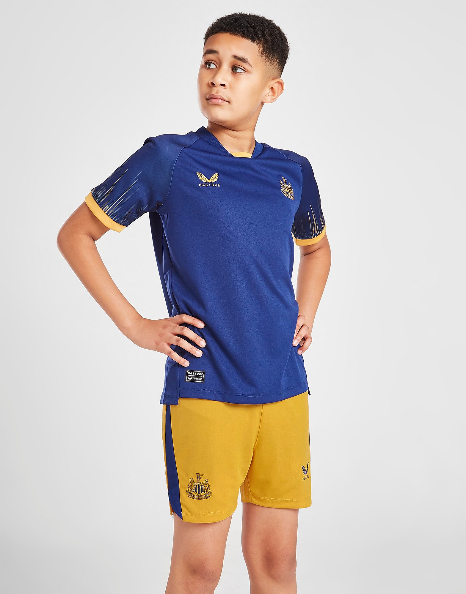 

Castore Newcastle United FC 2022/23 Away Shorts Junior - Yellow - Kids, Yellow