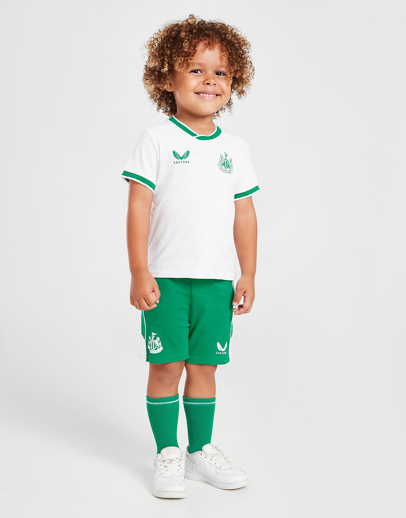 

Castore Newcastle United FC 2022/23 Third Kit Infant - White - Kids, White