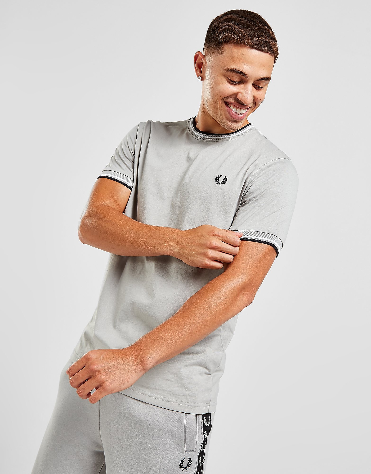 

Fred Perry Twin Tipped T-Shirt - Only at JD - GREY - Mens, GREY