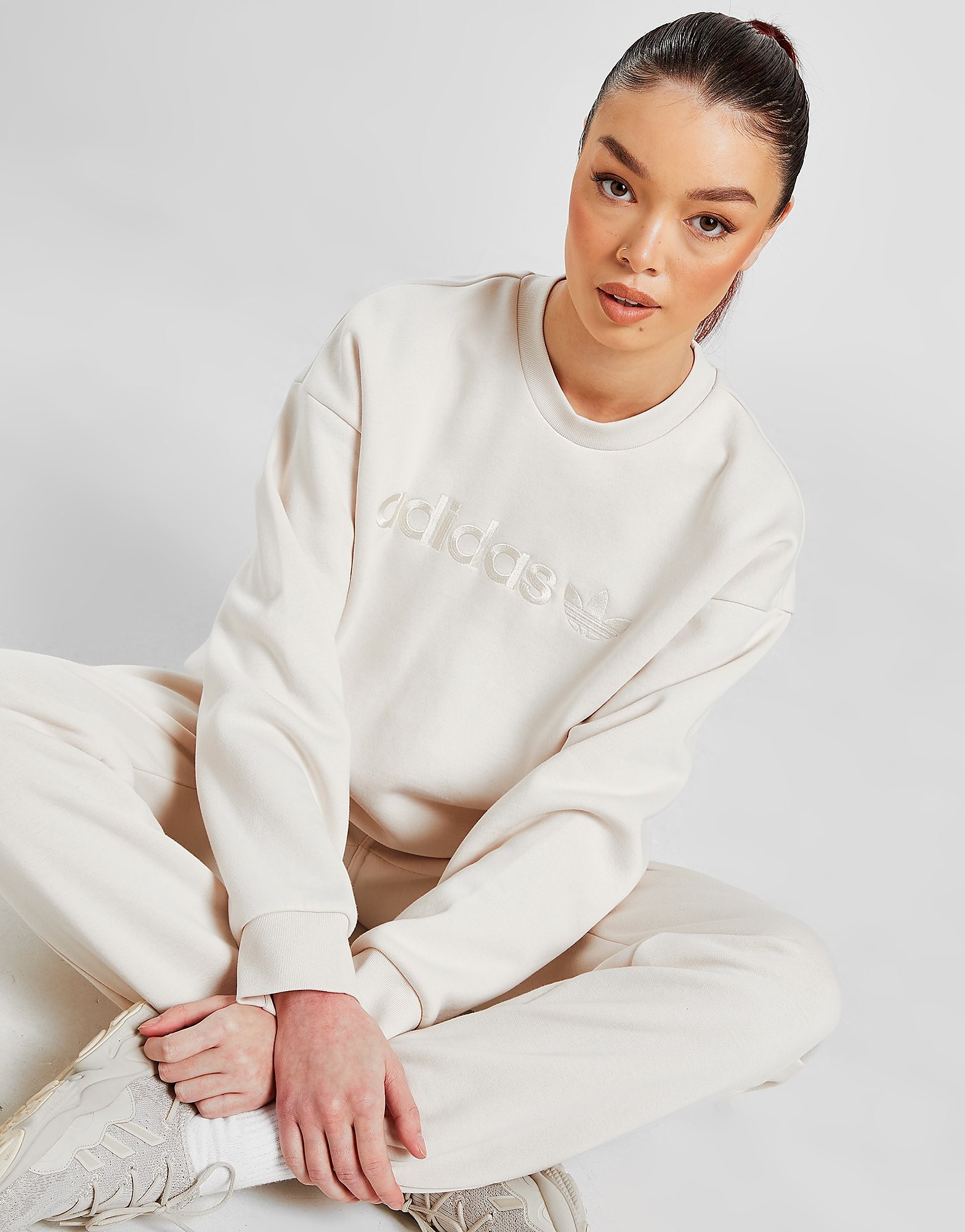 

adidas Originals Embroidered Boyfriend Crew Sweatshirt - White/W'WHT$ - Womens, White/W'WHT$