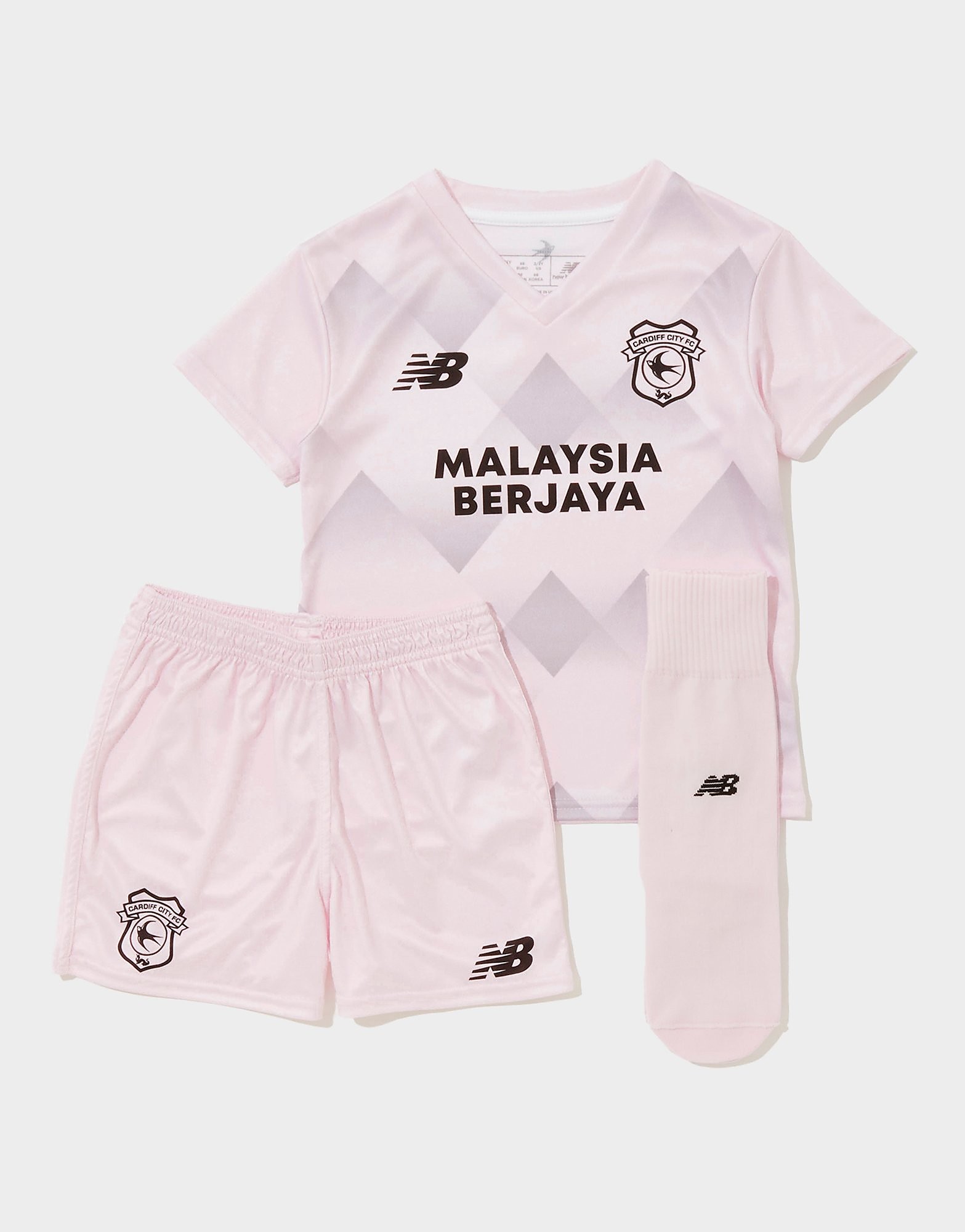 

New Balance Cardiff City FC 2022/23 Third Kit Children - Pink - Kids, Pink