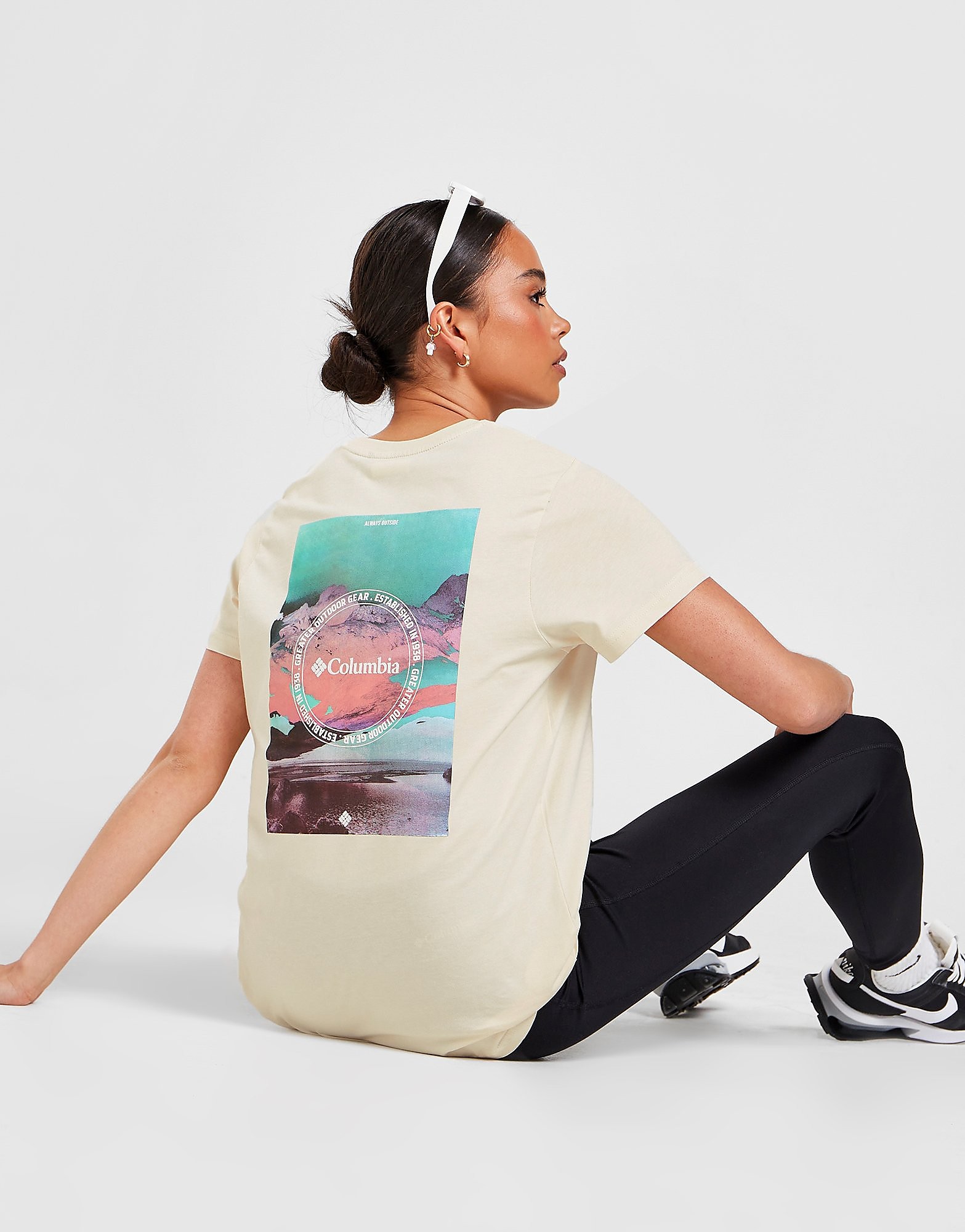 

Columbia Circle Logo Photo T-Shirt - White - Womens, White