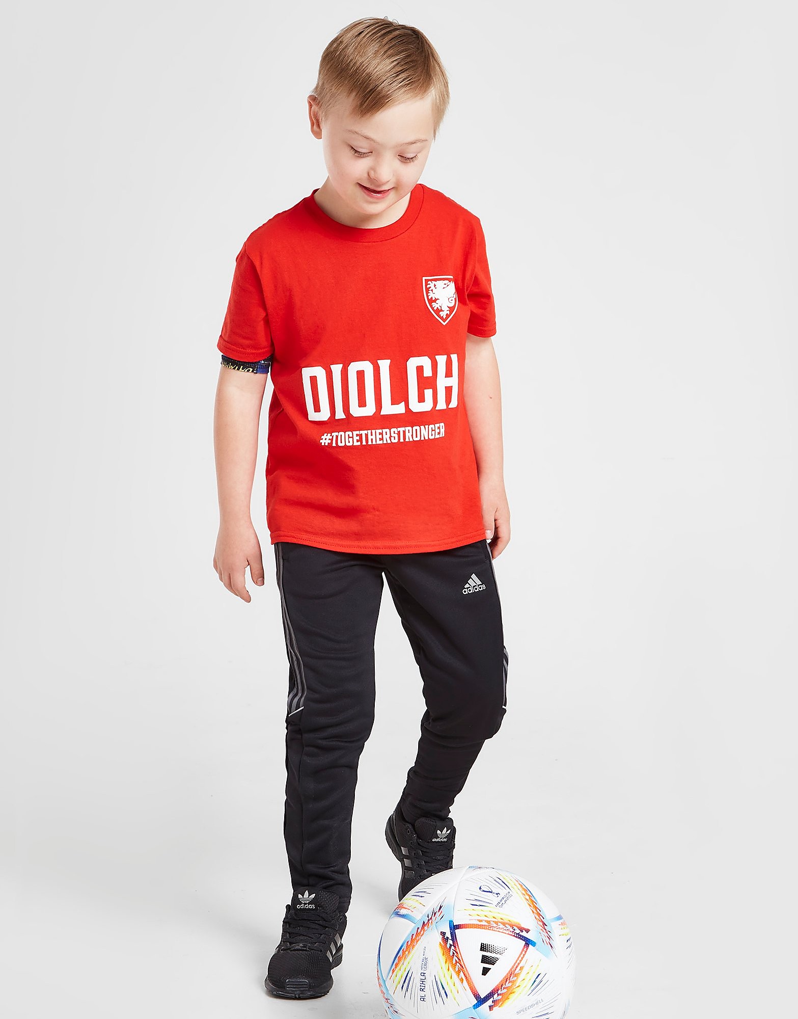 

Official Team Wales Diolch T-Shirt Junior - Red - Kids, Red