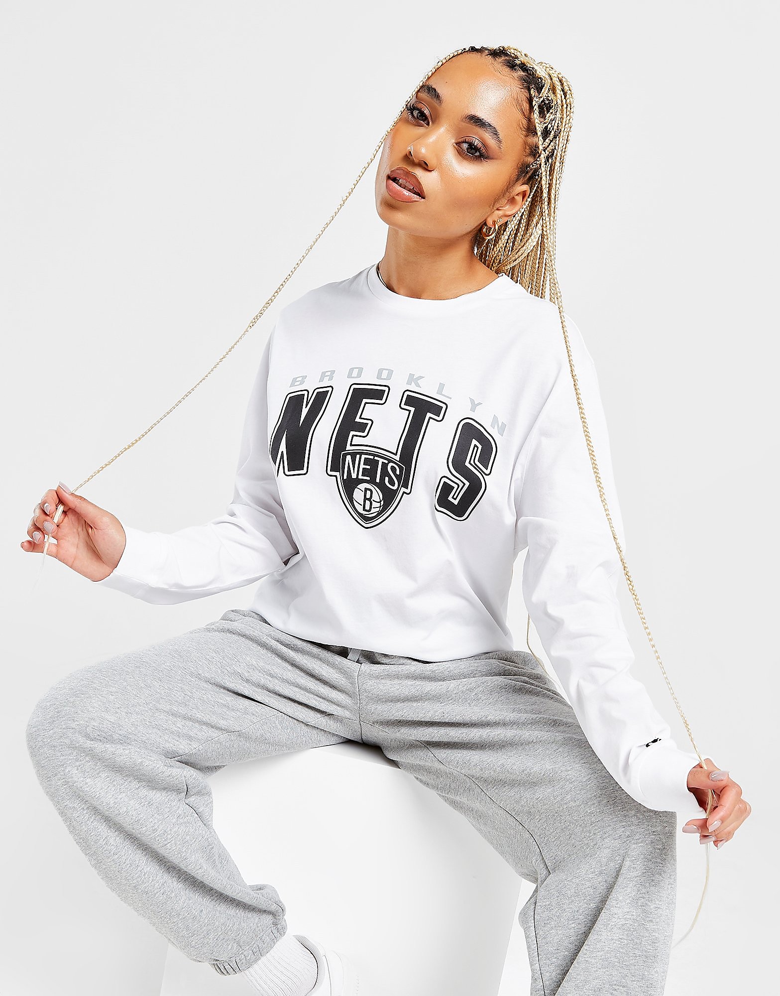 

New Era NBA Brooklyn Nets Long Sleeve T-Shirt - White - Womens, White