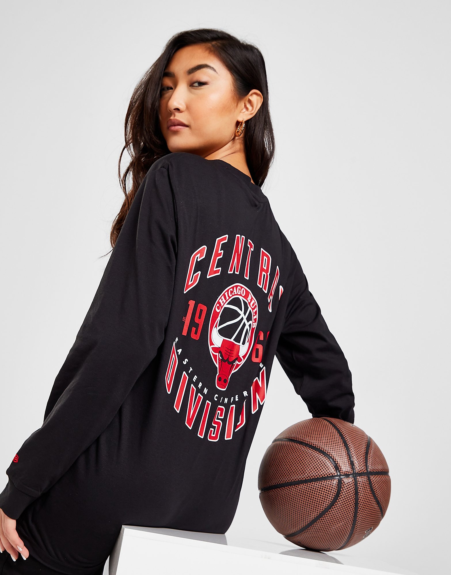 

New Era NBA Chicago Bulls Long Sleeve T-Shirt - Black - Womens, Black