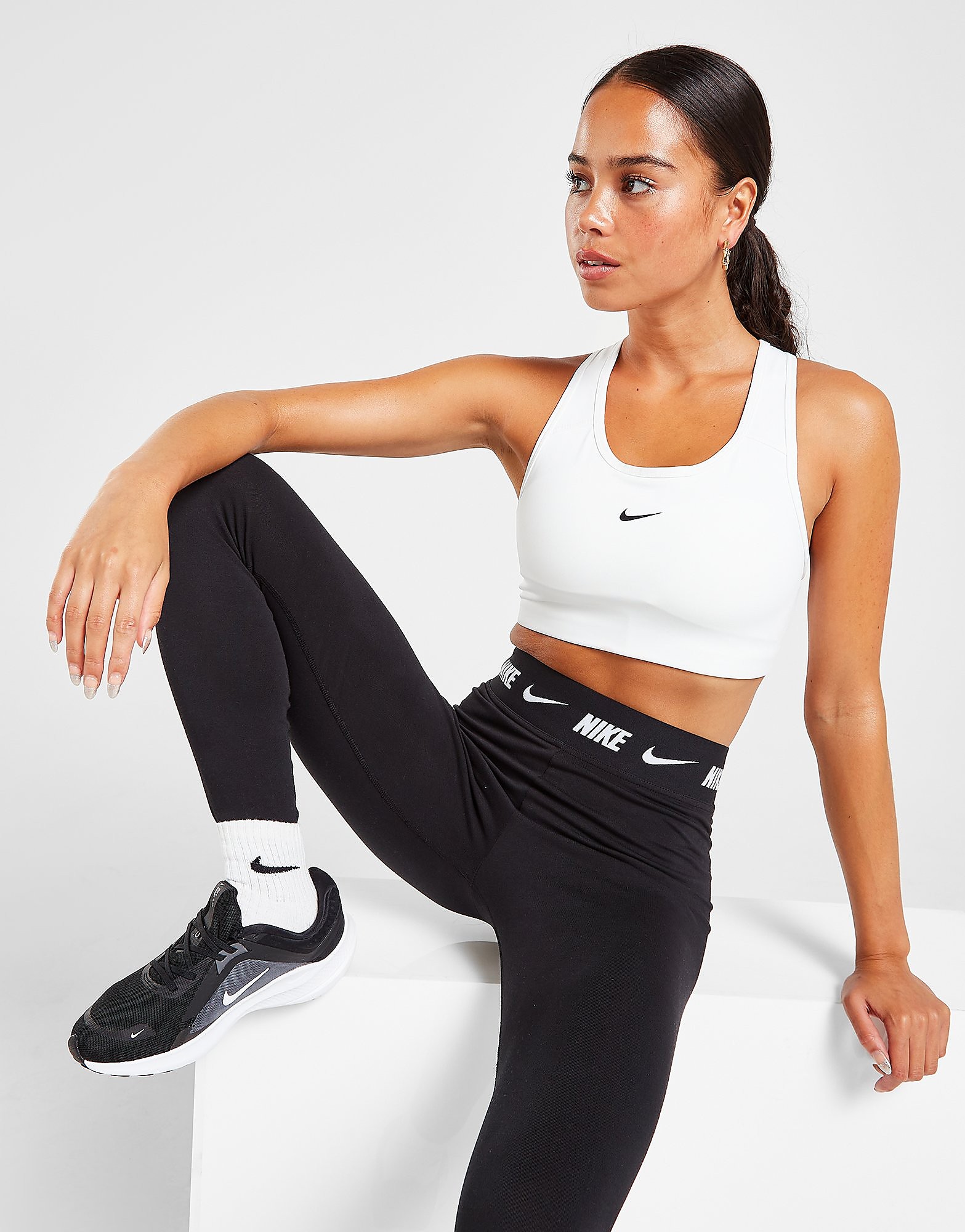 

Nike Training Dri-FIT Swoosh Sports Bra - White/Black - Womens, White/Black