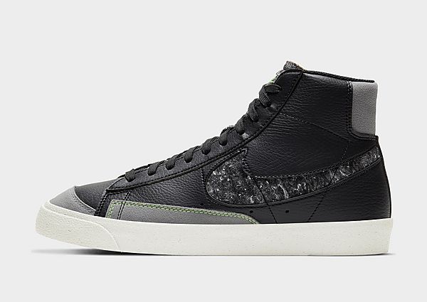 Nike Chaussure Nike Blazer Mid '77 Vintage pour Homme - Black/Electric Green/Light Bone/Smoke Grey,