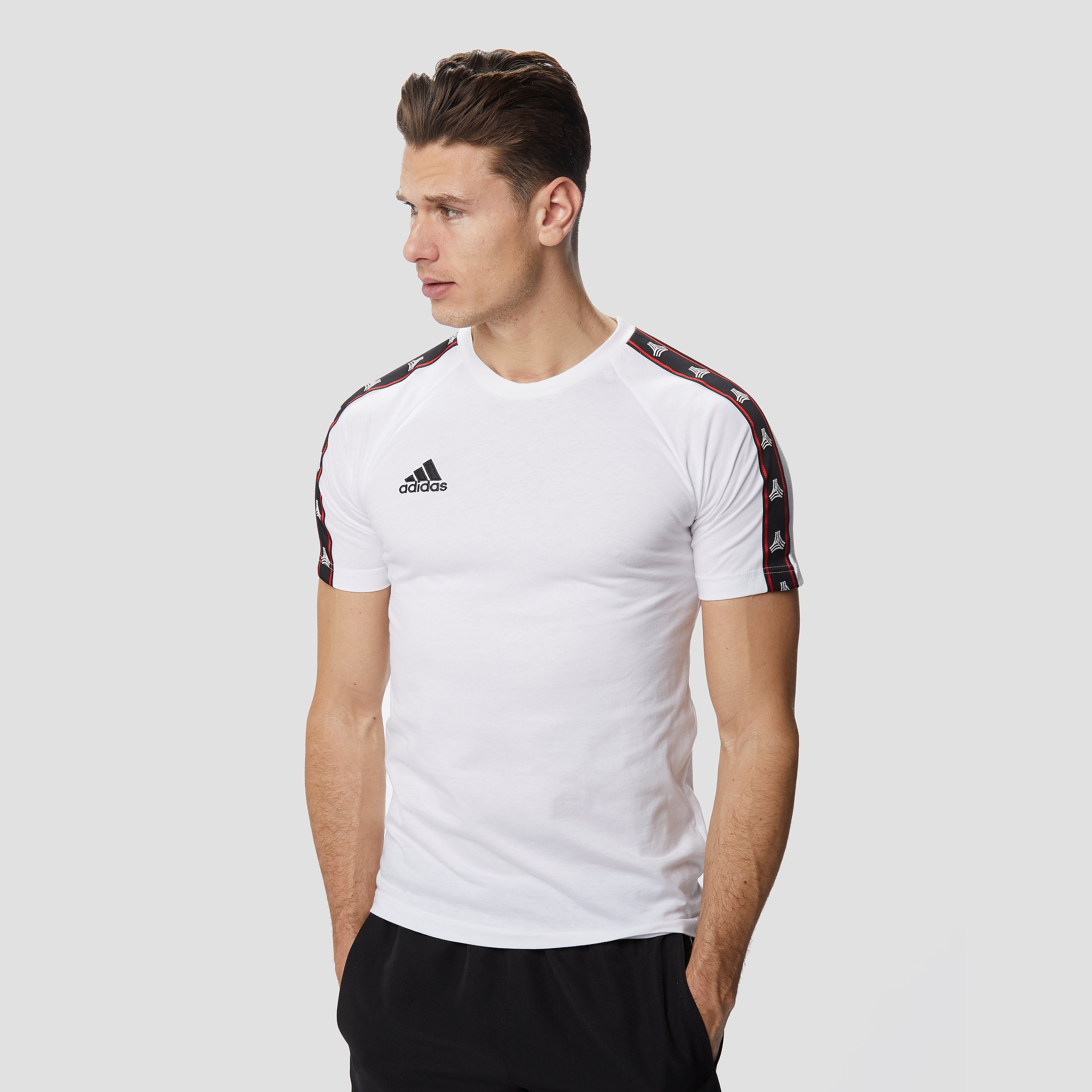 Adidas Tan Tape Tee adidas kopen in de aanbieding