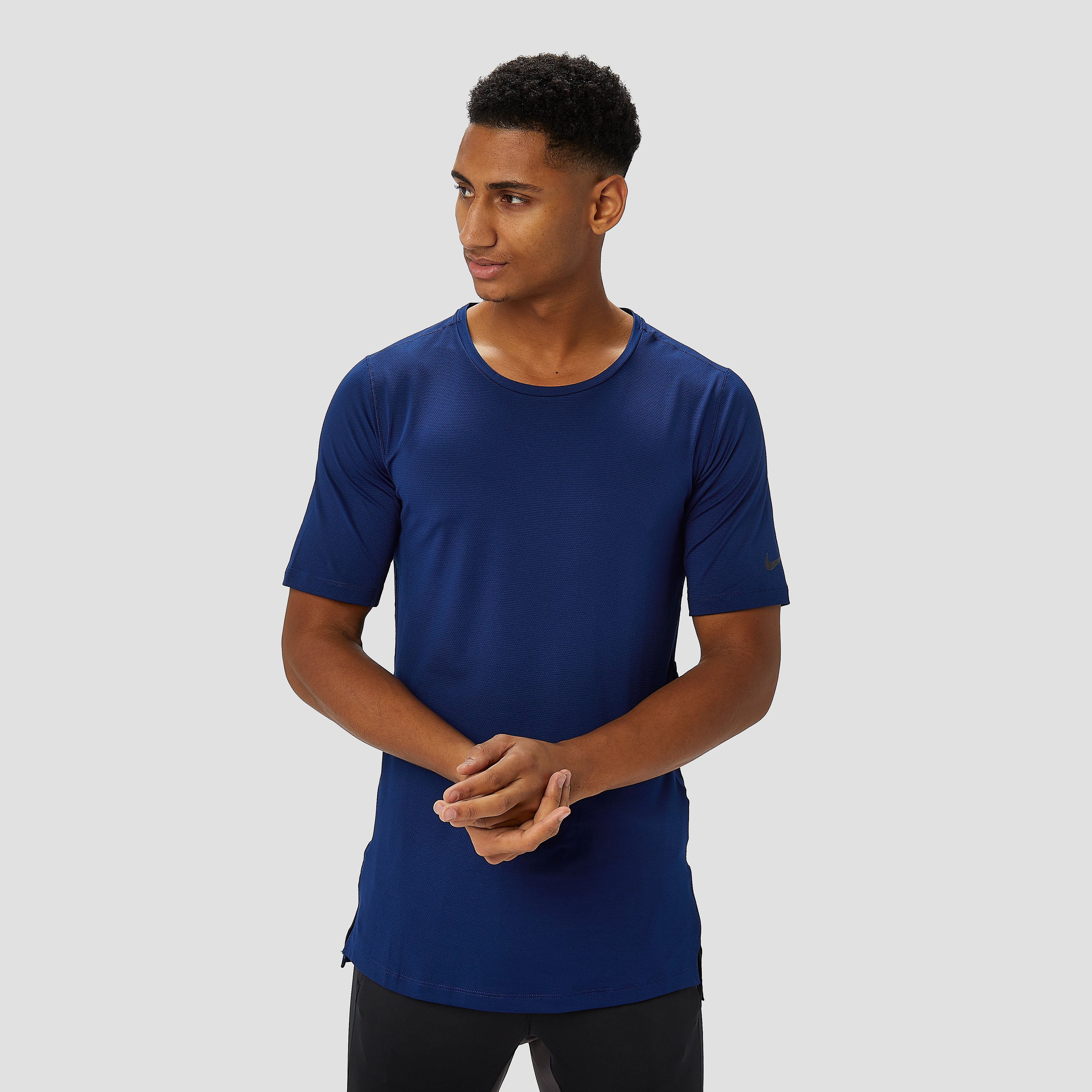 Nike M Nk Top Ss Fftd Utility nike kopen in de aanbieding