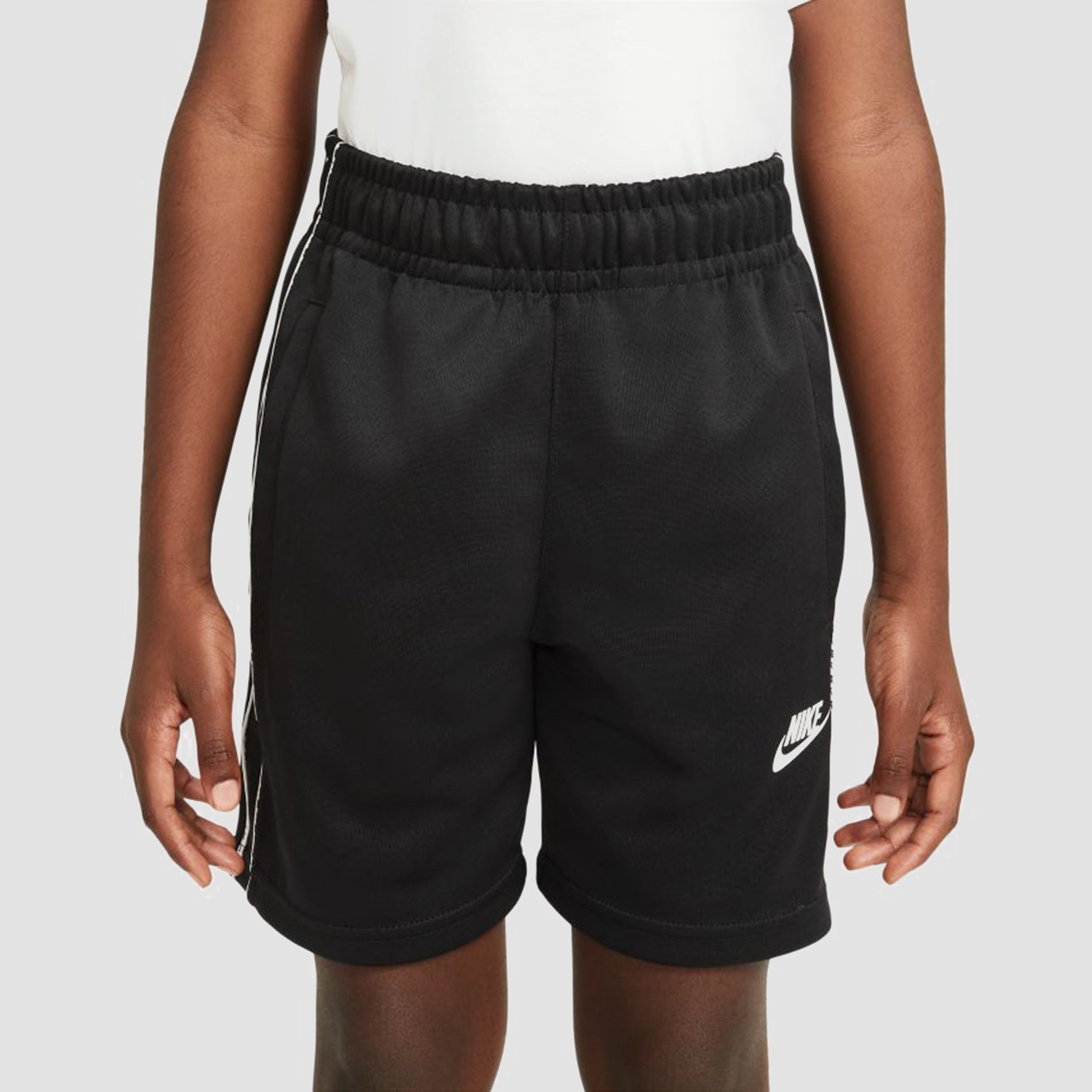 Nike sportswear repeat korte broek zwart kinderen