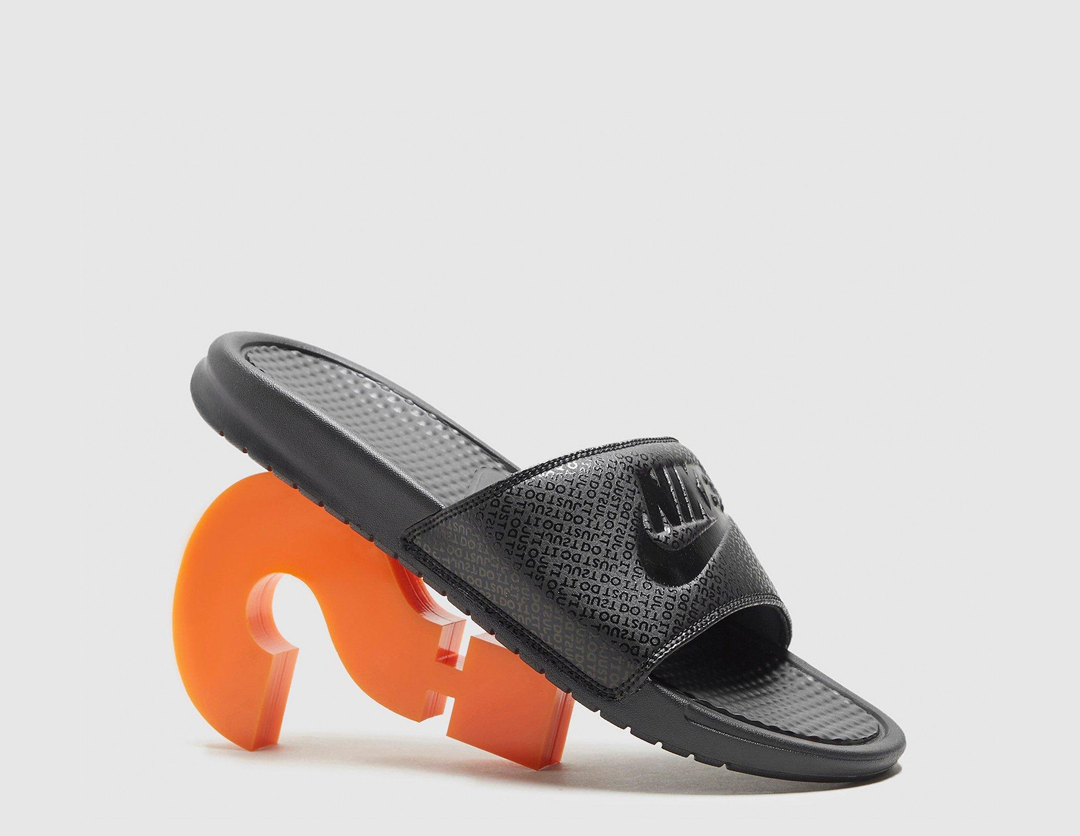 Nike Sandales Benassi, noir