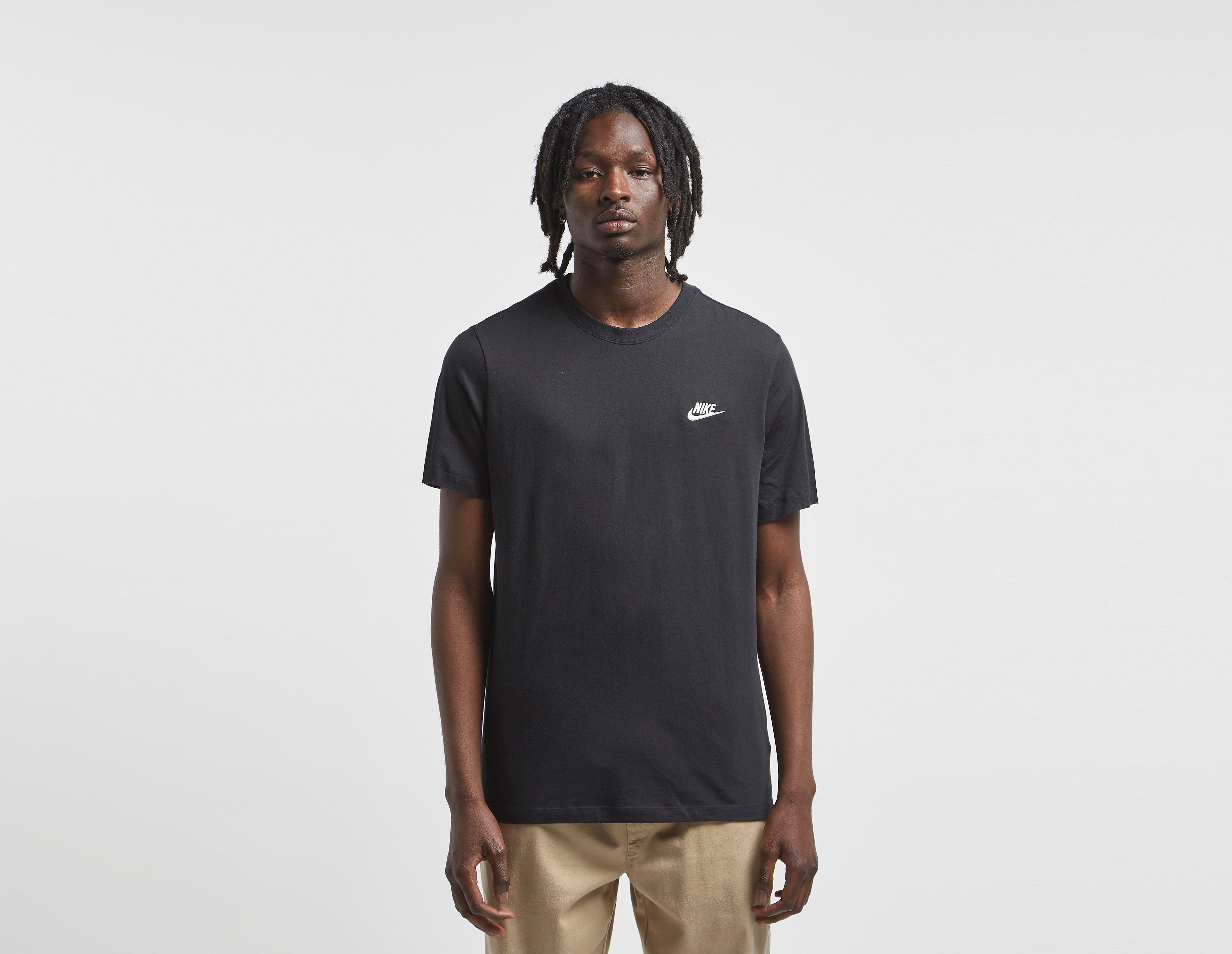 Nike Sportswear Club T Shirt Zwart nike kopen in de aanbieding