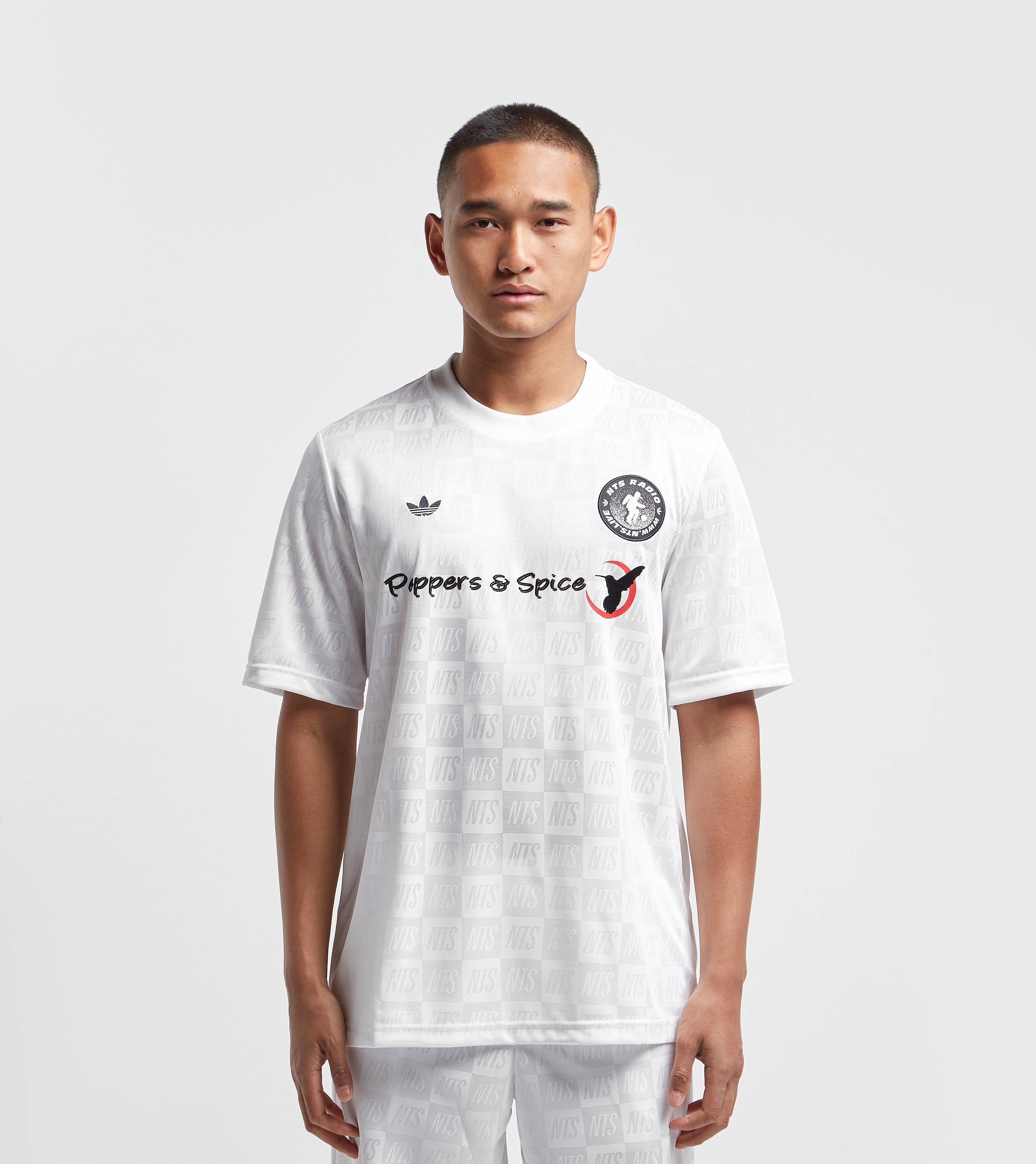 Adidas Originals X Nts Radio Jacquard Jersey Wit adidas originals kopen in de aanbieding