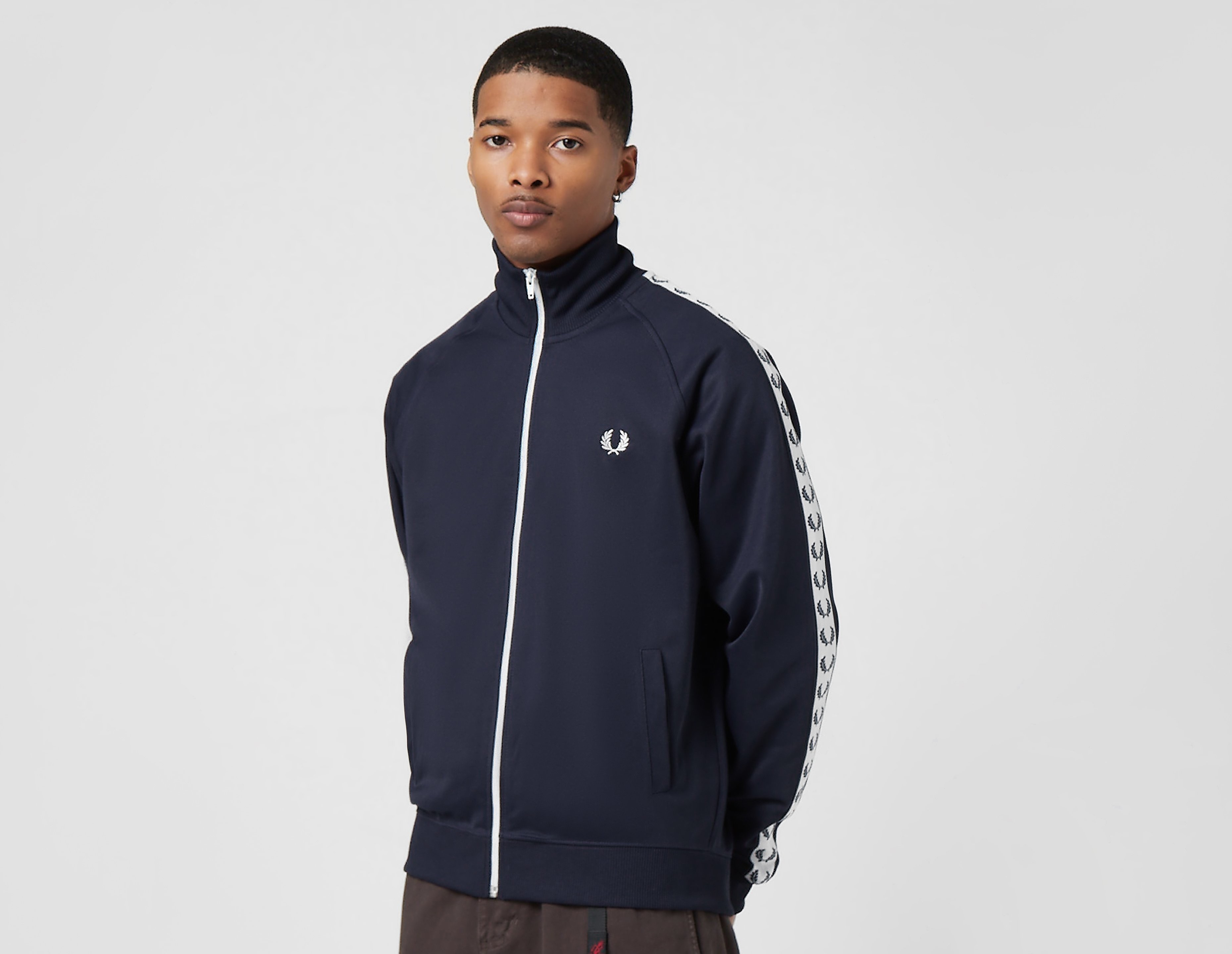 SizeOfficial – Fred Perry Tape Track Top Heren White