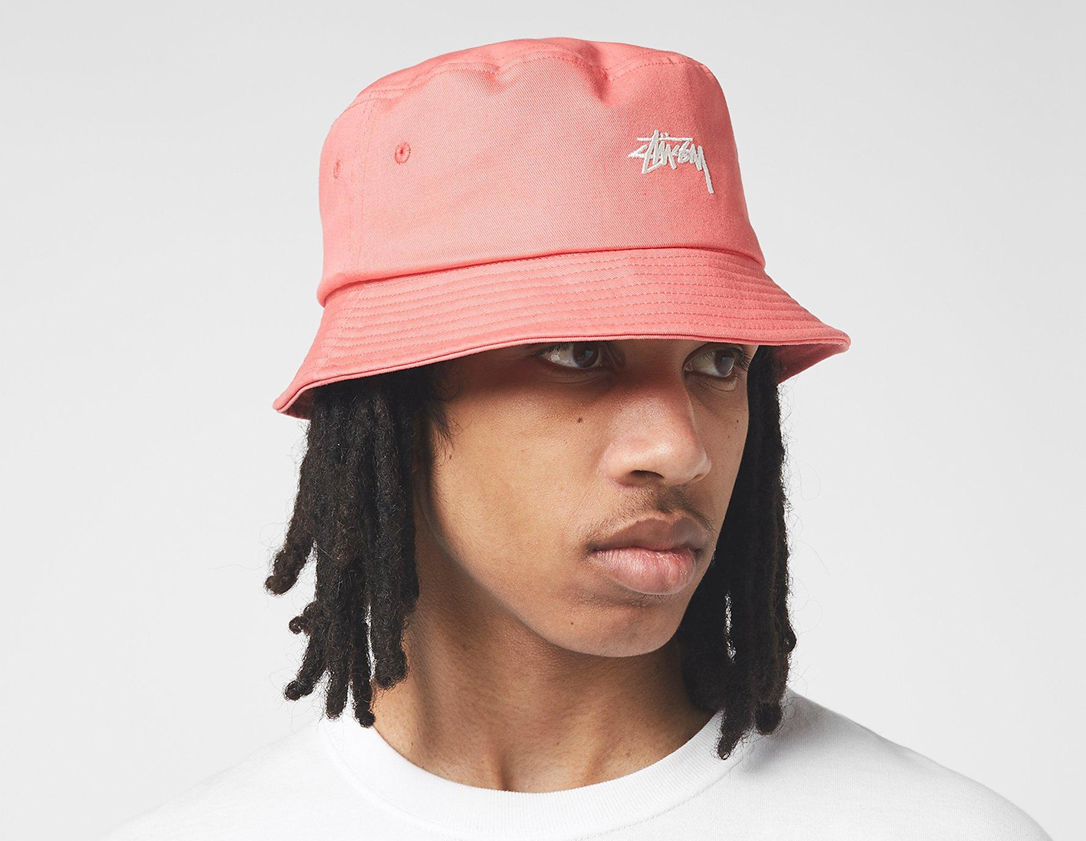 Stussy Bob, rouge