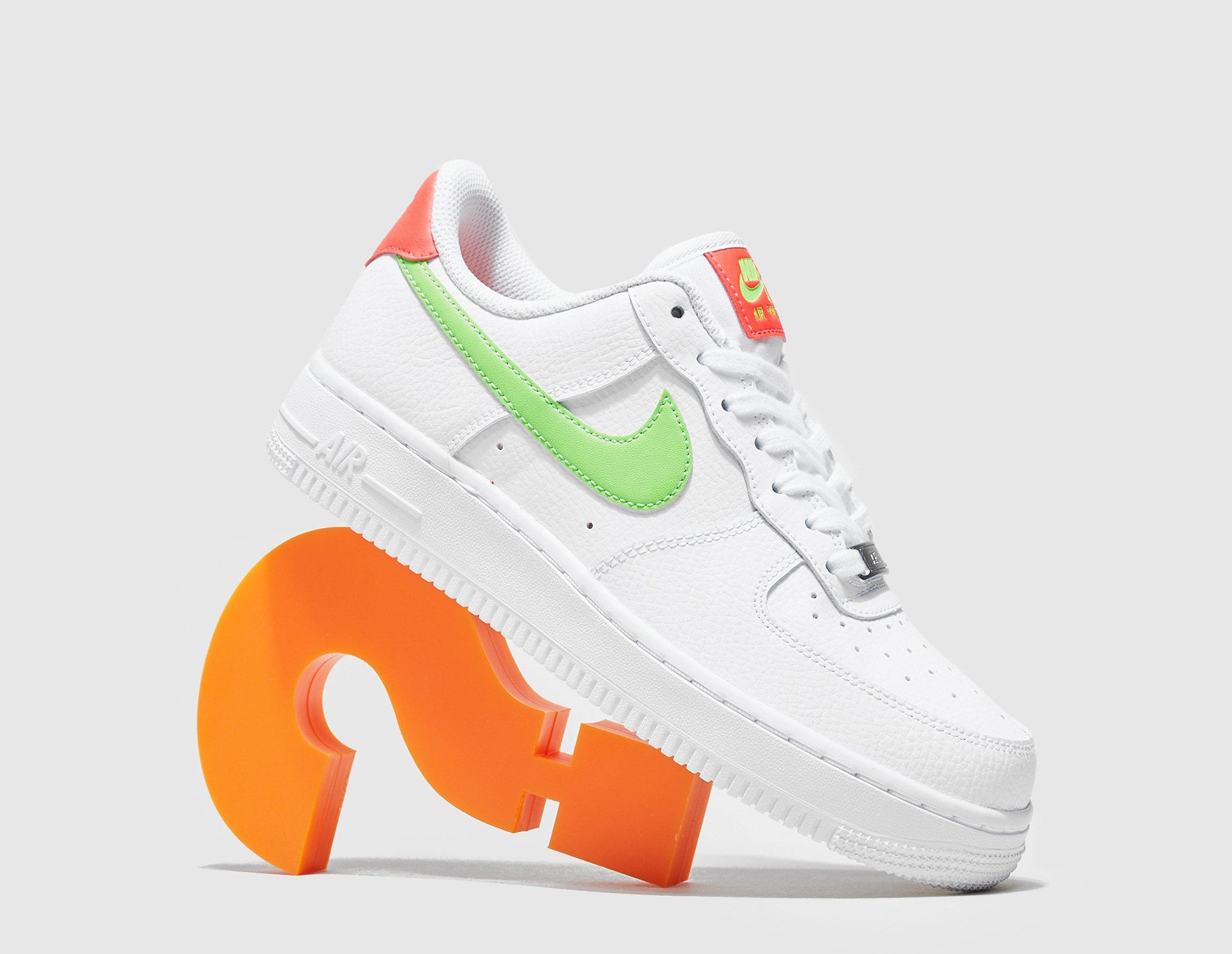 Nike Air Force 1 '07 LV8 Femme, blanc