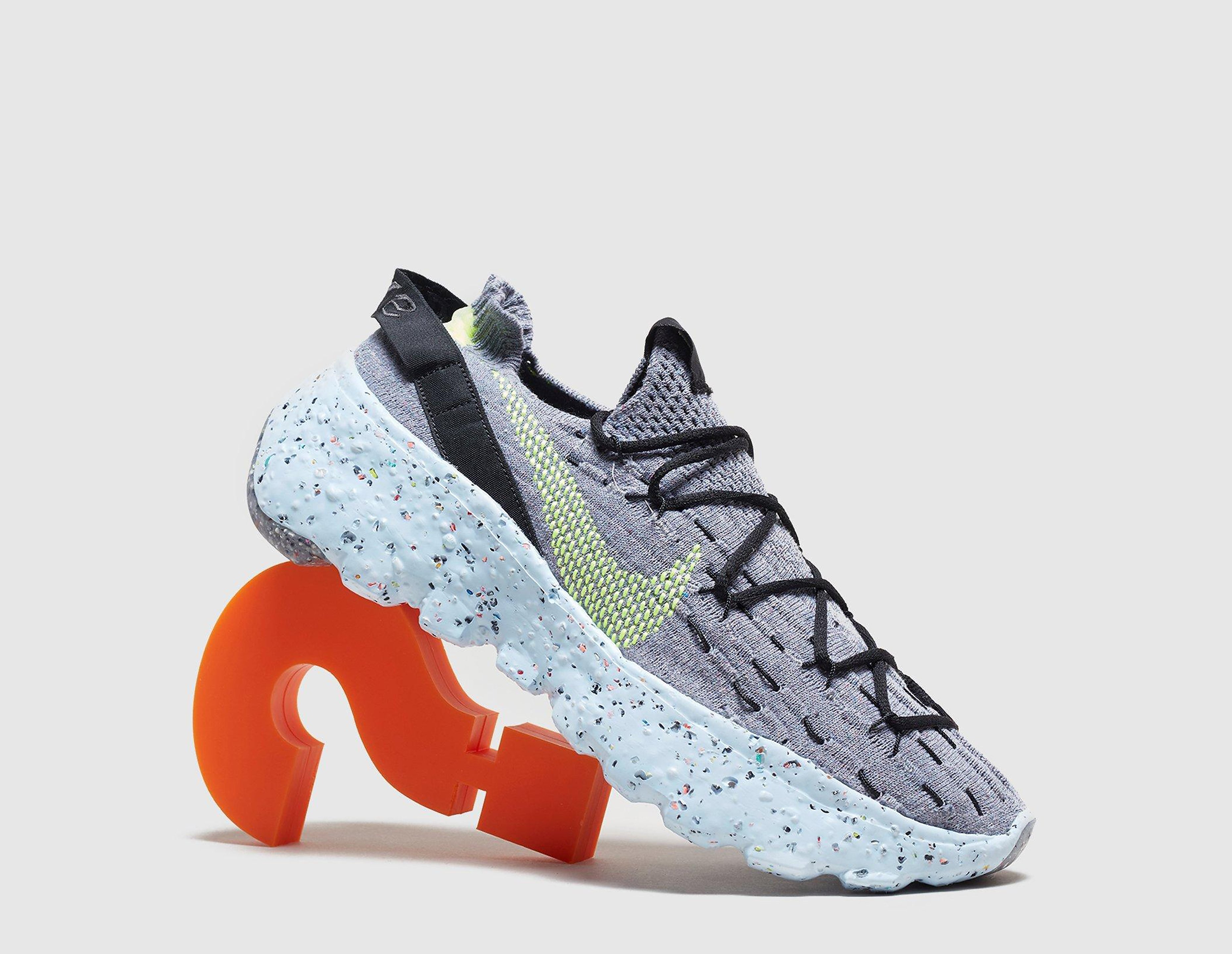 Nike Space Hippie 04, gris