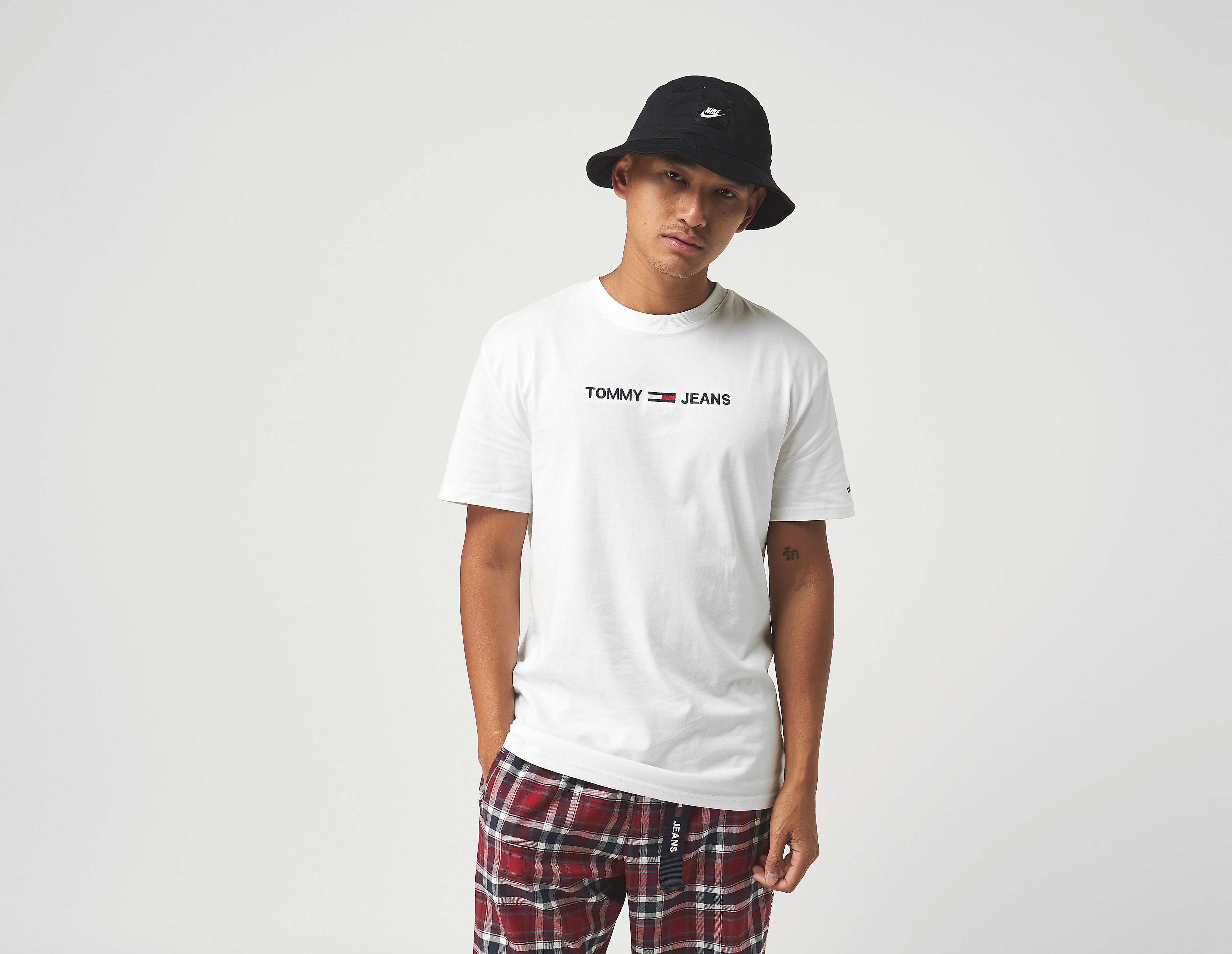 Tommy Jeans Maglietta Straight Logo, bianco