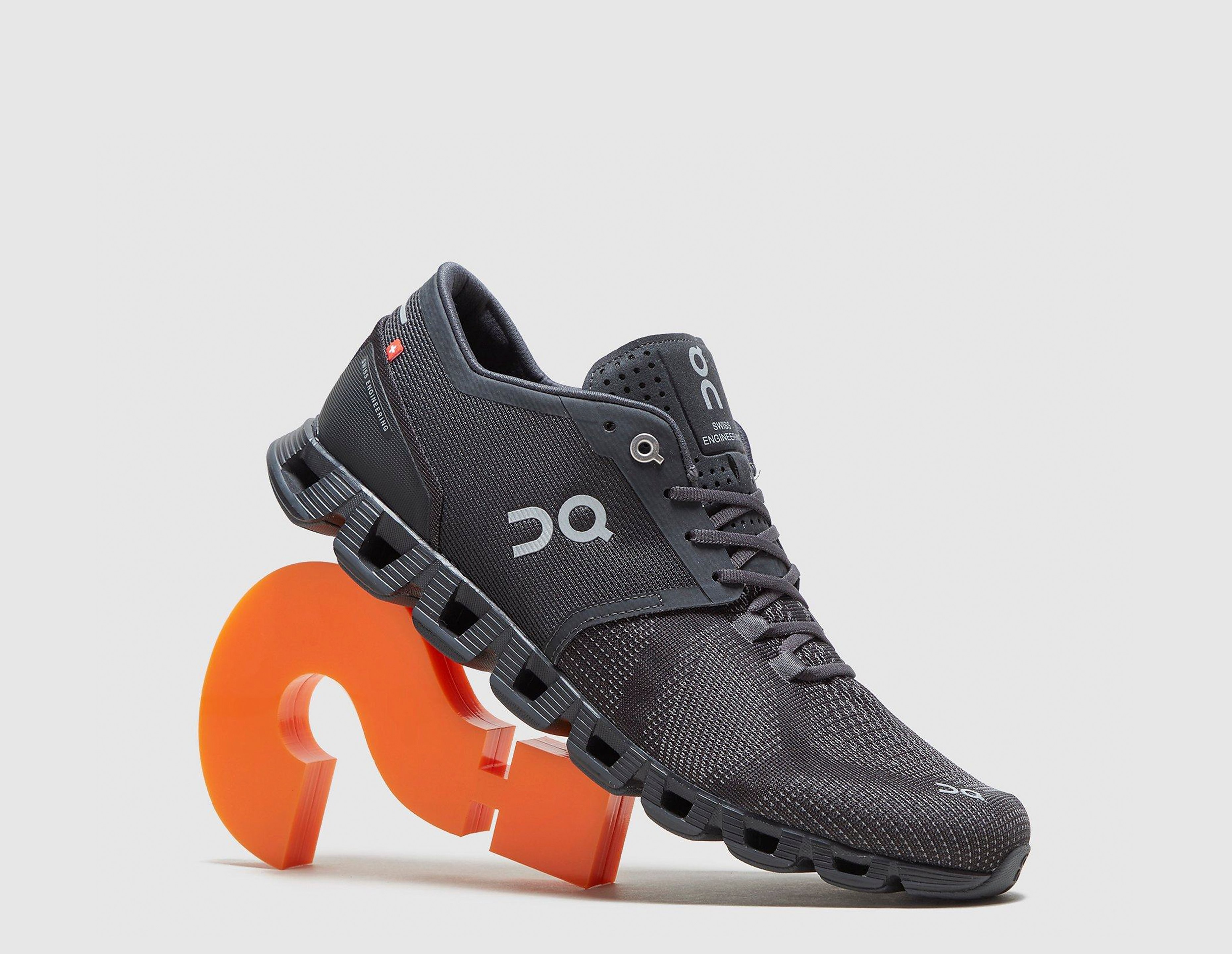 On running CLOUD X, noir