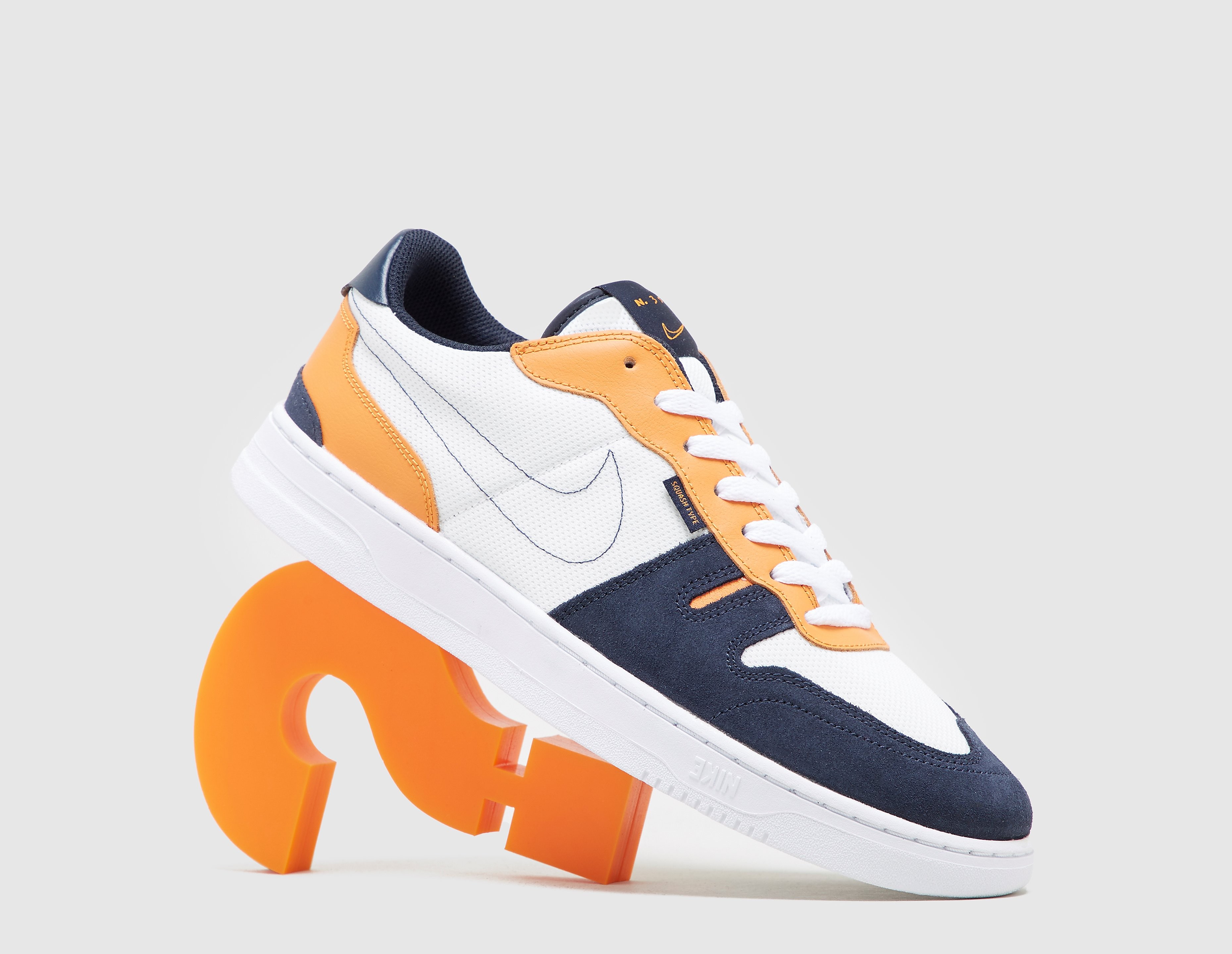 Nike Squash-Type