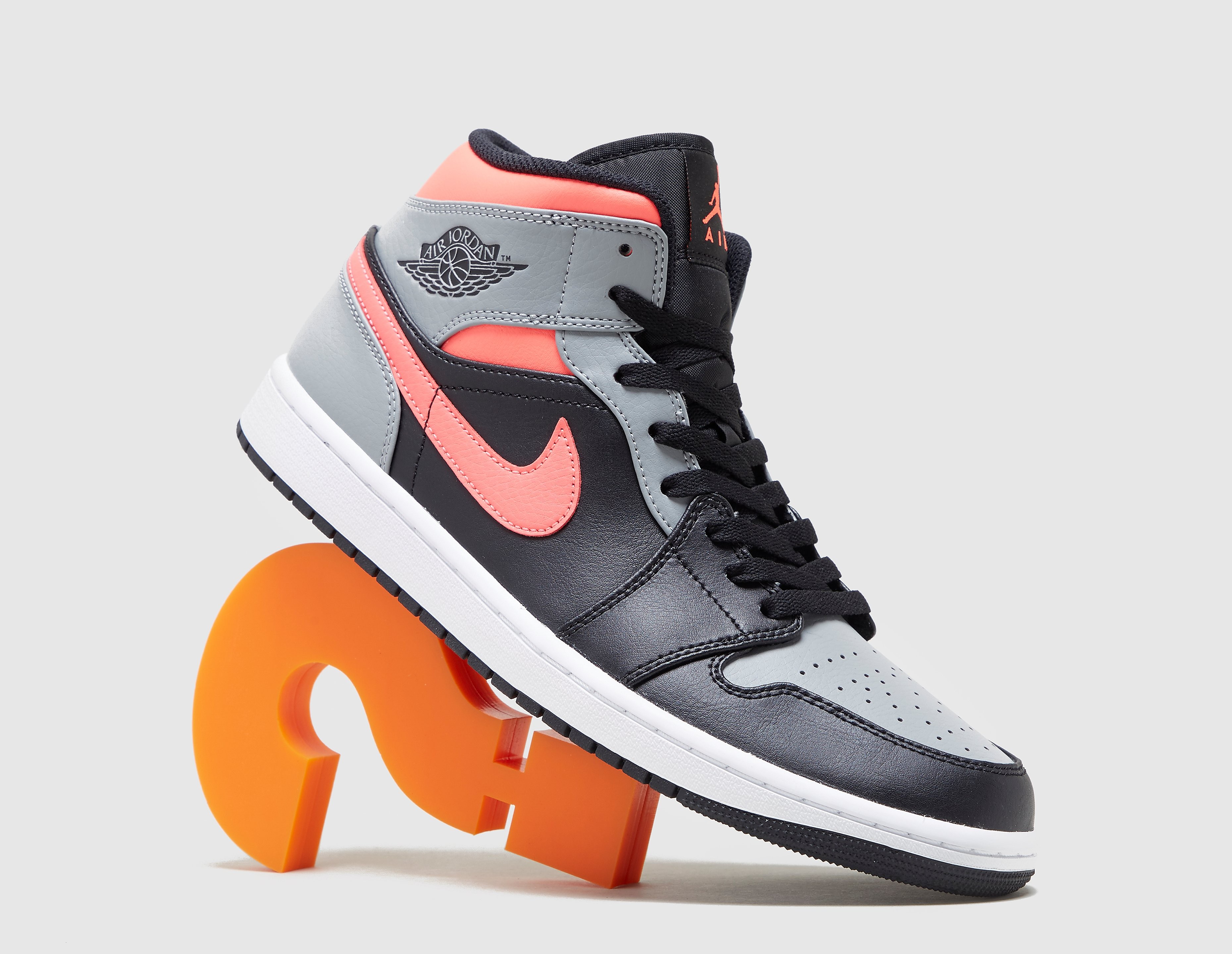 Jordan Air 1 Mid