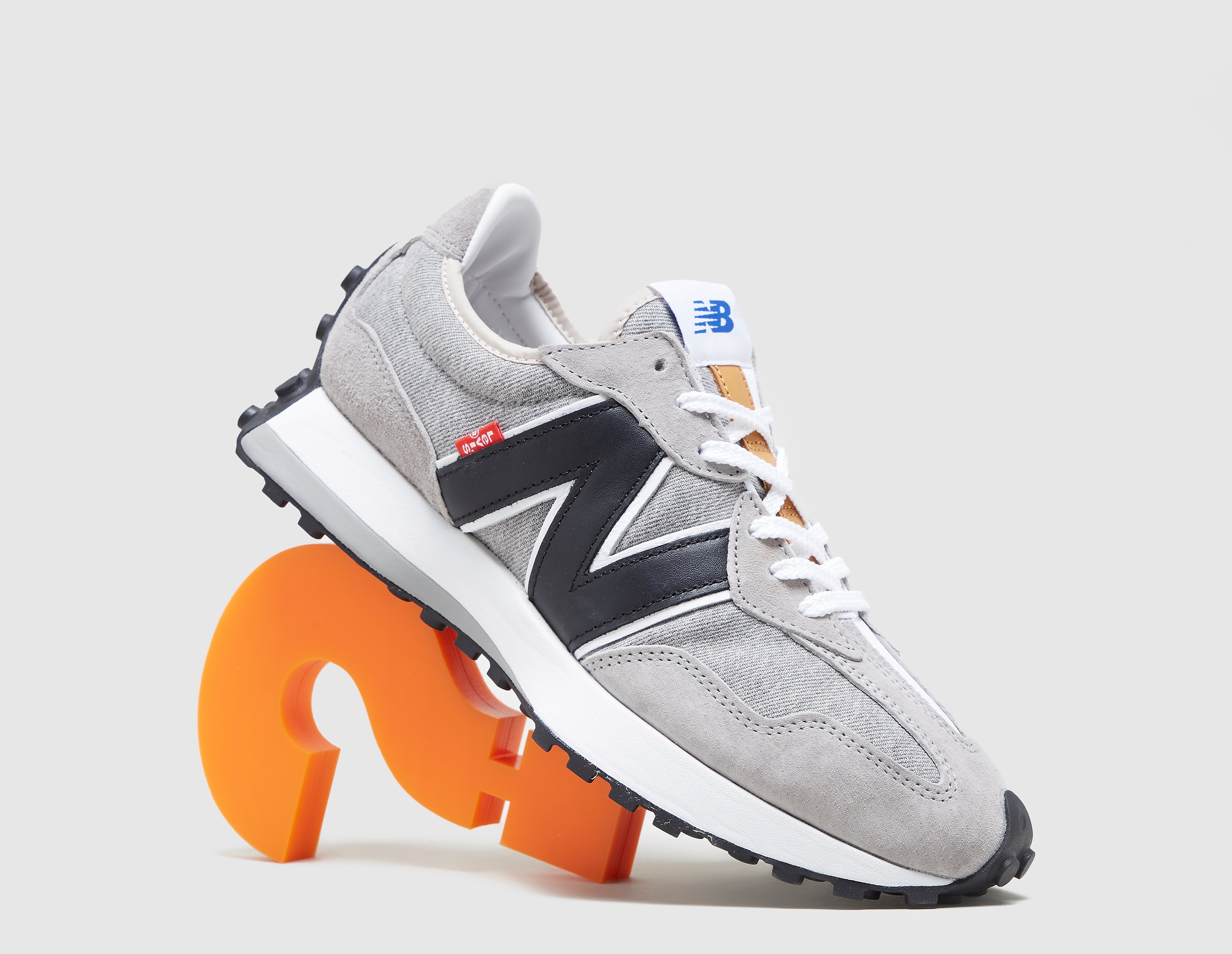 New Balance x Levi's 327