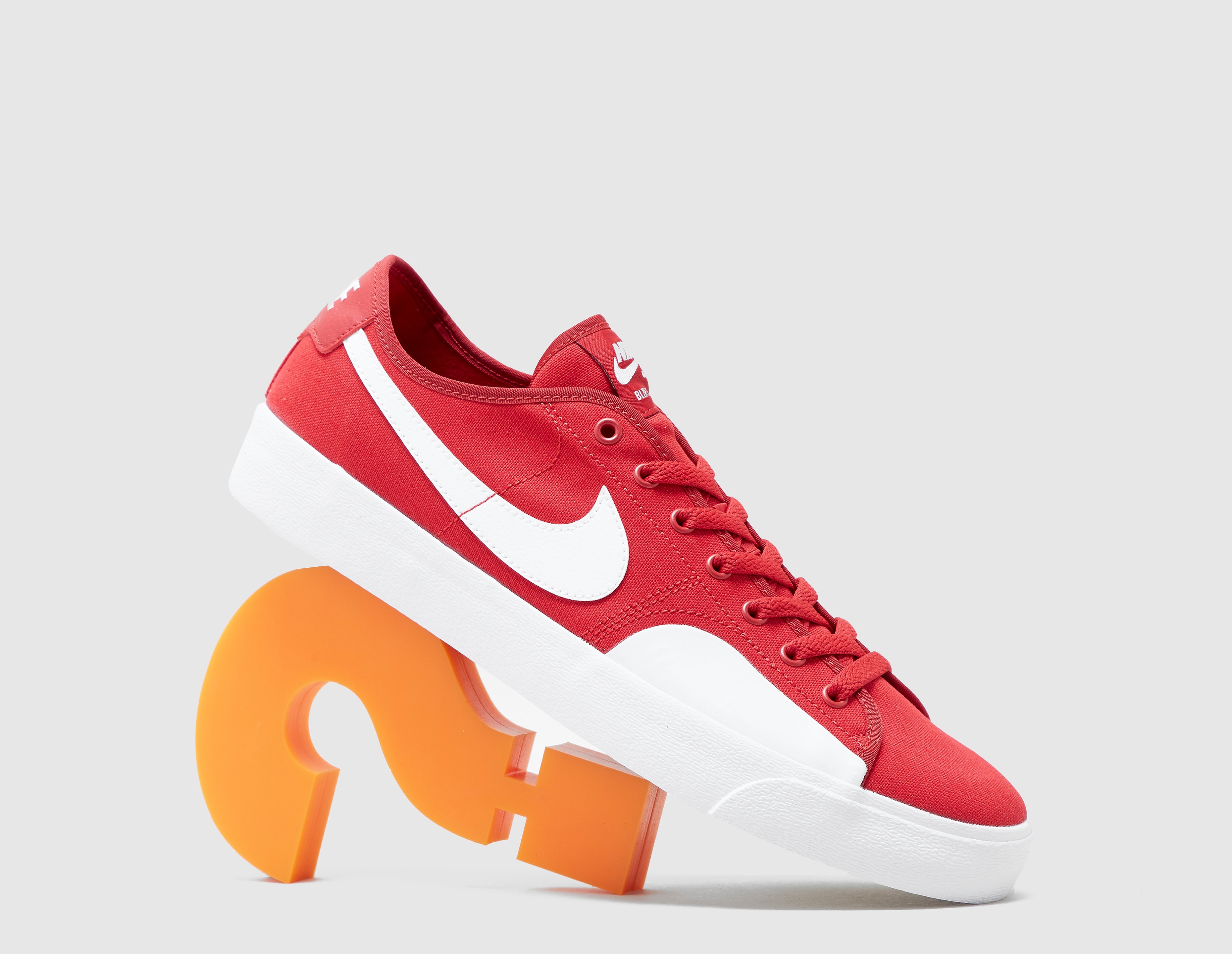 Nike SB Blazer Court