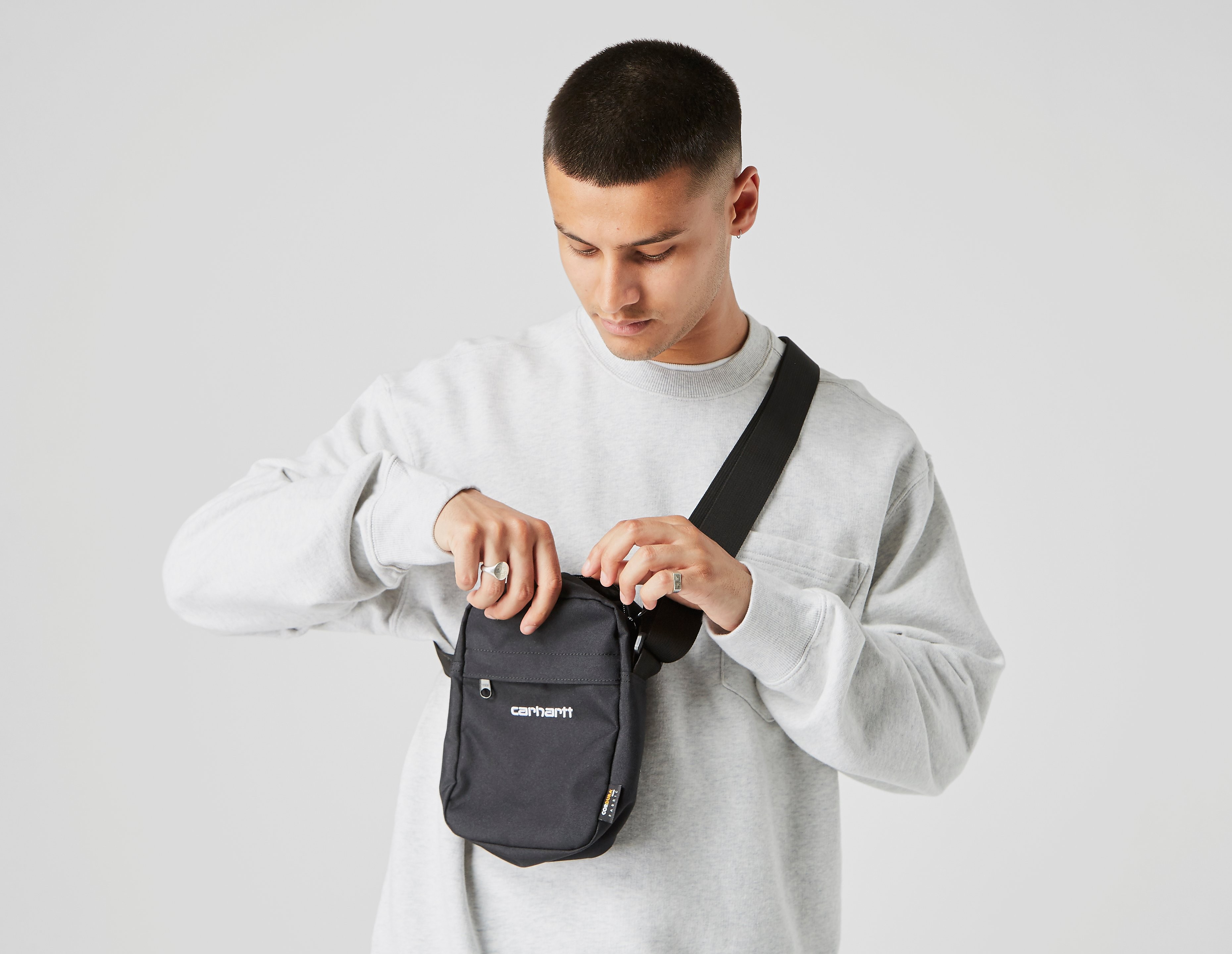 Payton shoulder pouch deals