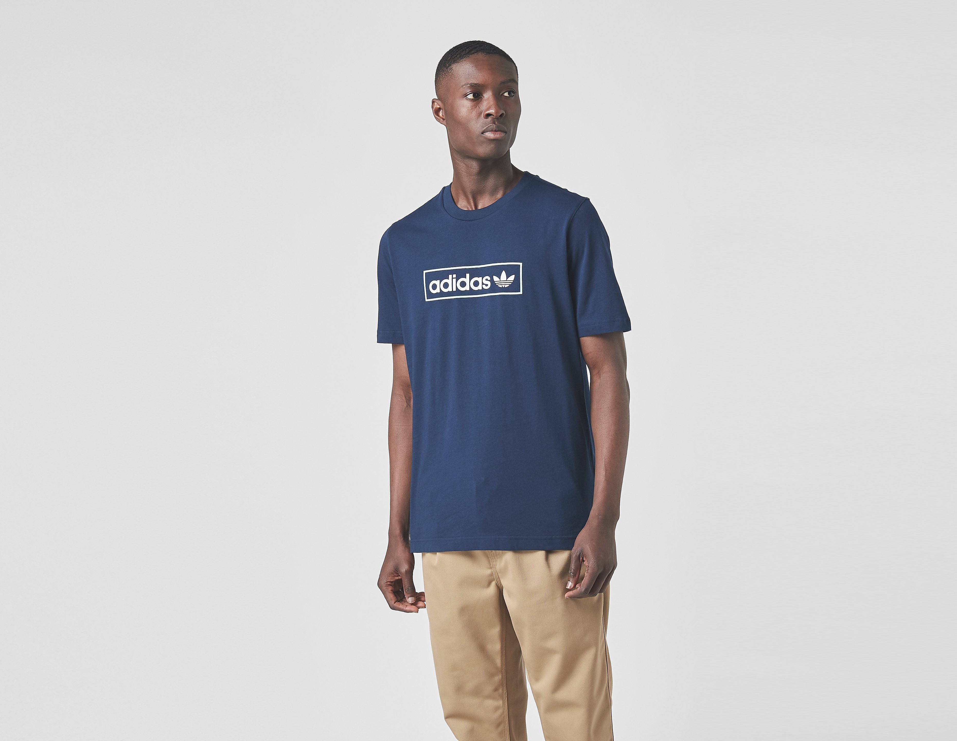 adidas Originals T-Shirt Linear Box