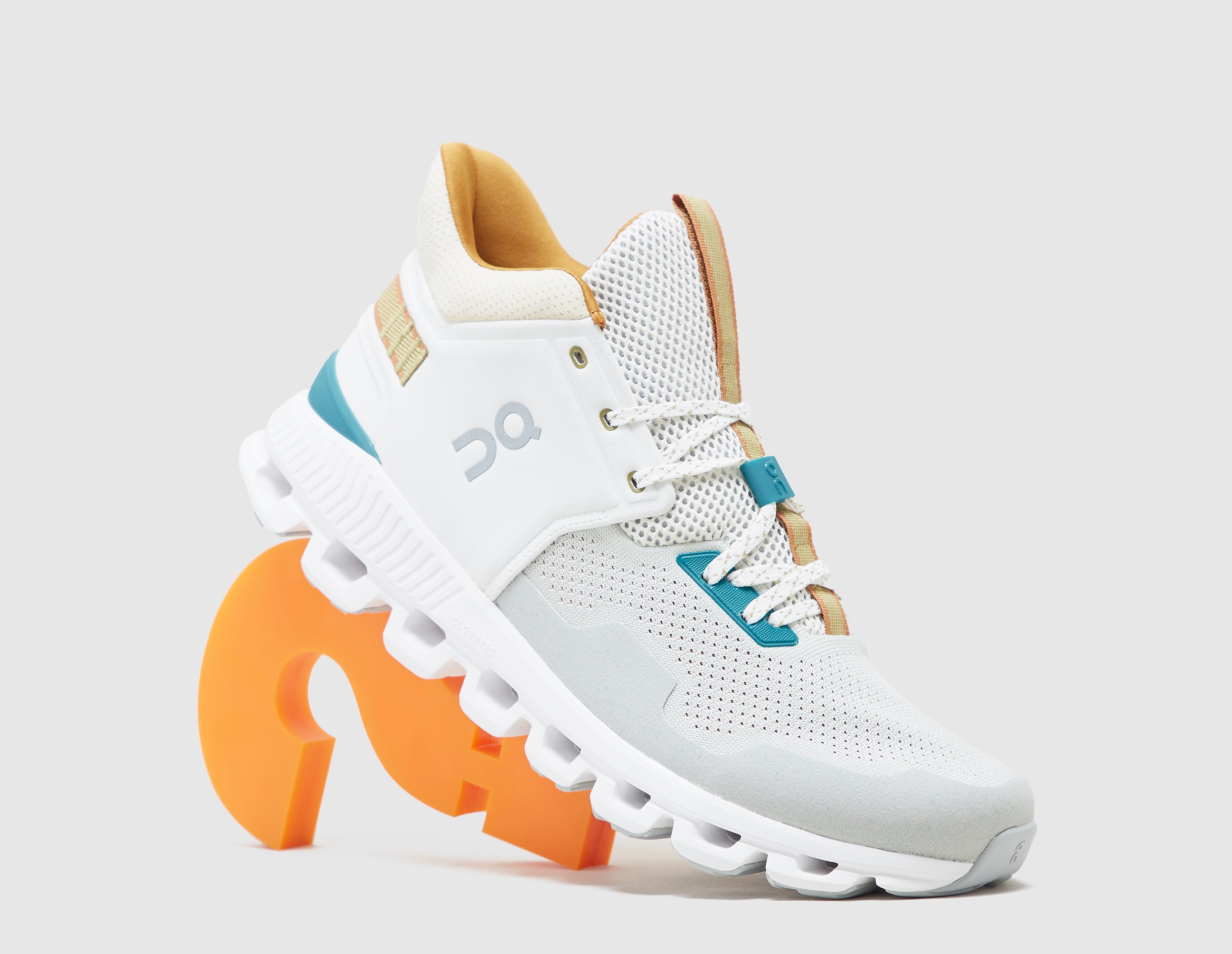 On running Cloud Hi Edge