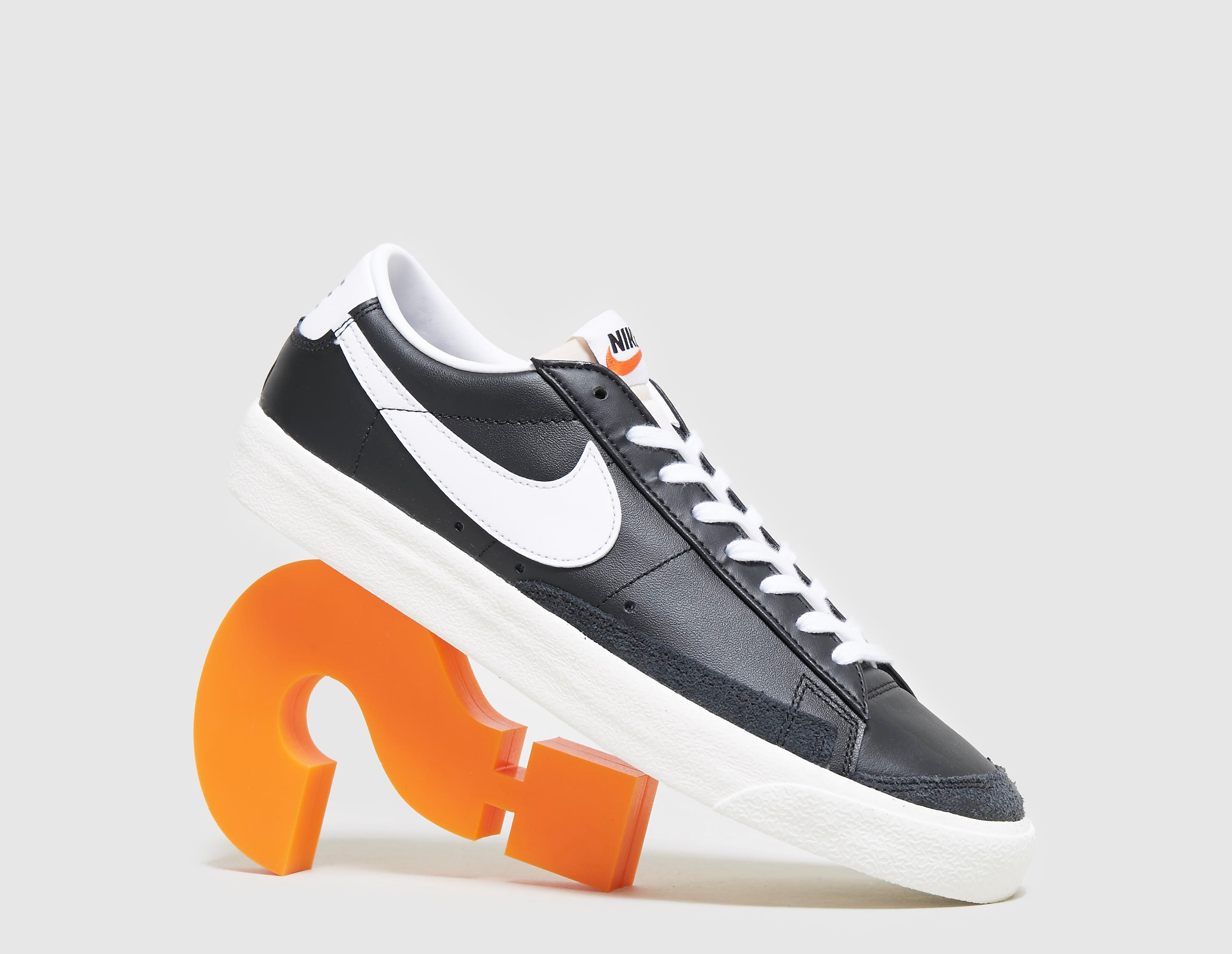 Nike Blazer Low 77