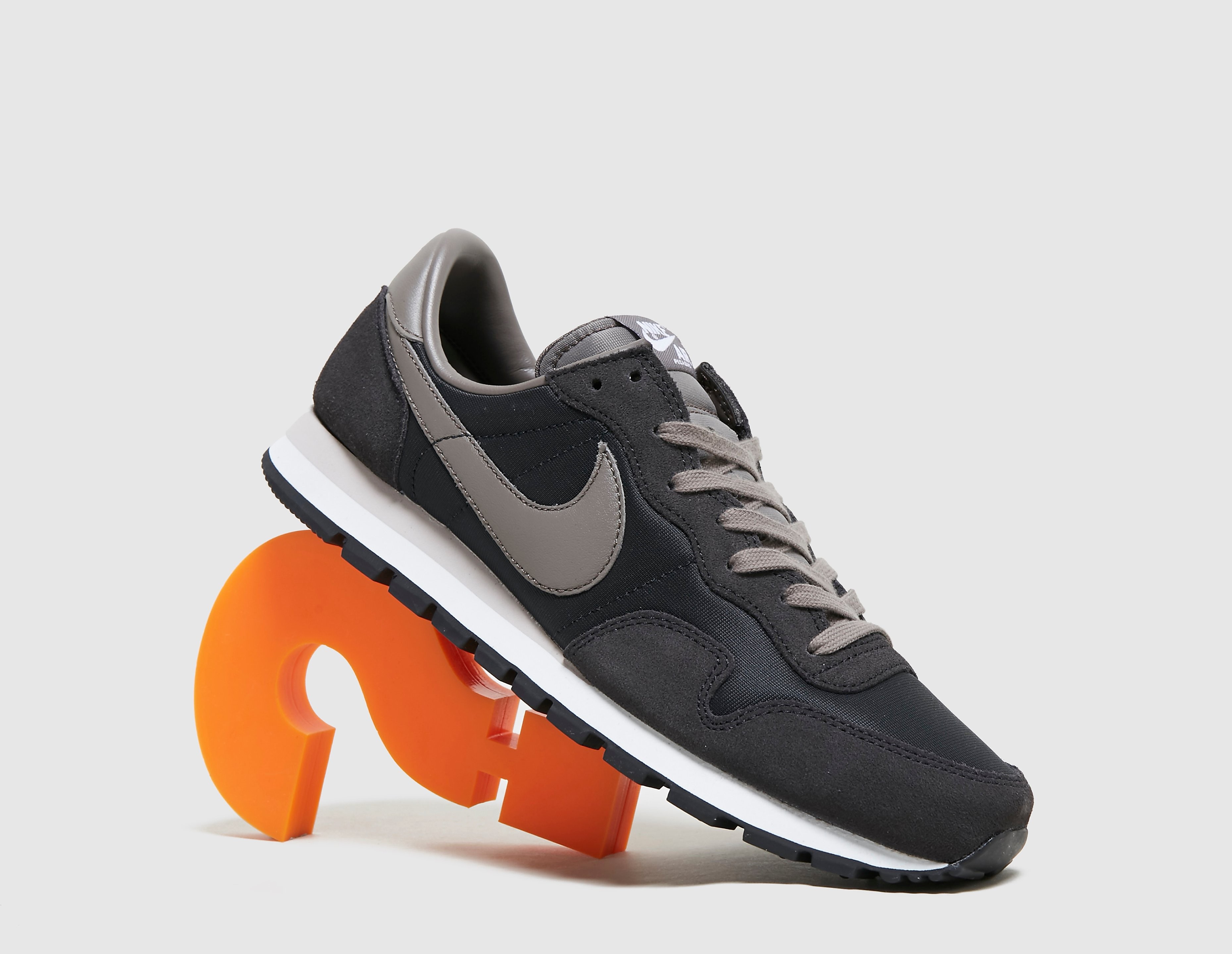 Nike Air Pegasus '83