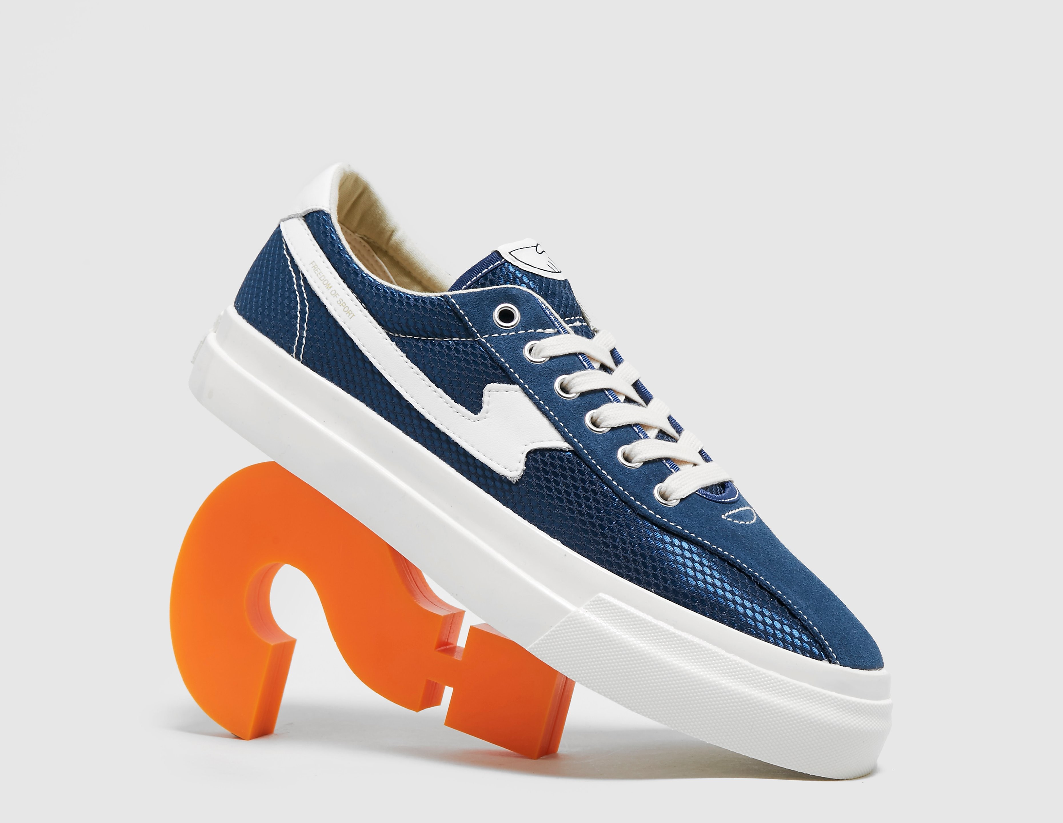 Stepney Workers Club S-Strike