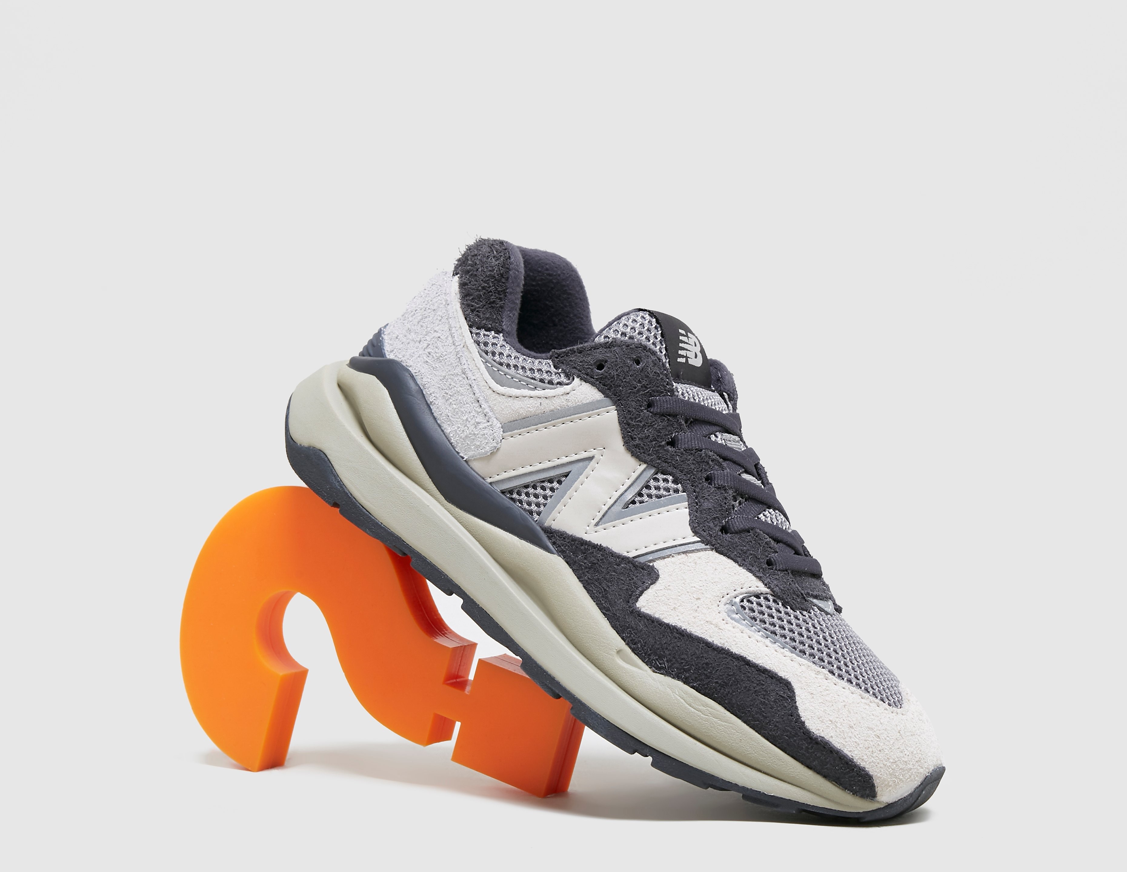 New Balance 57/40 - size? Exclusive Damen