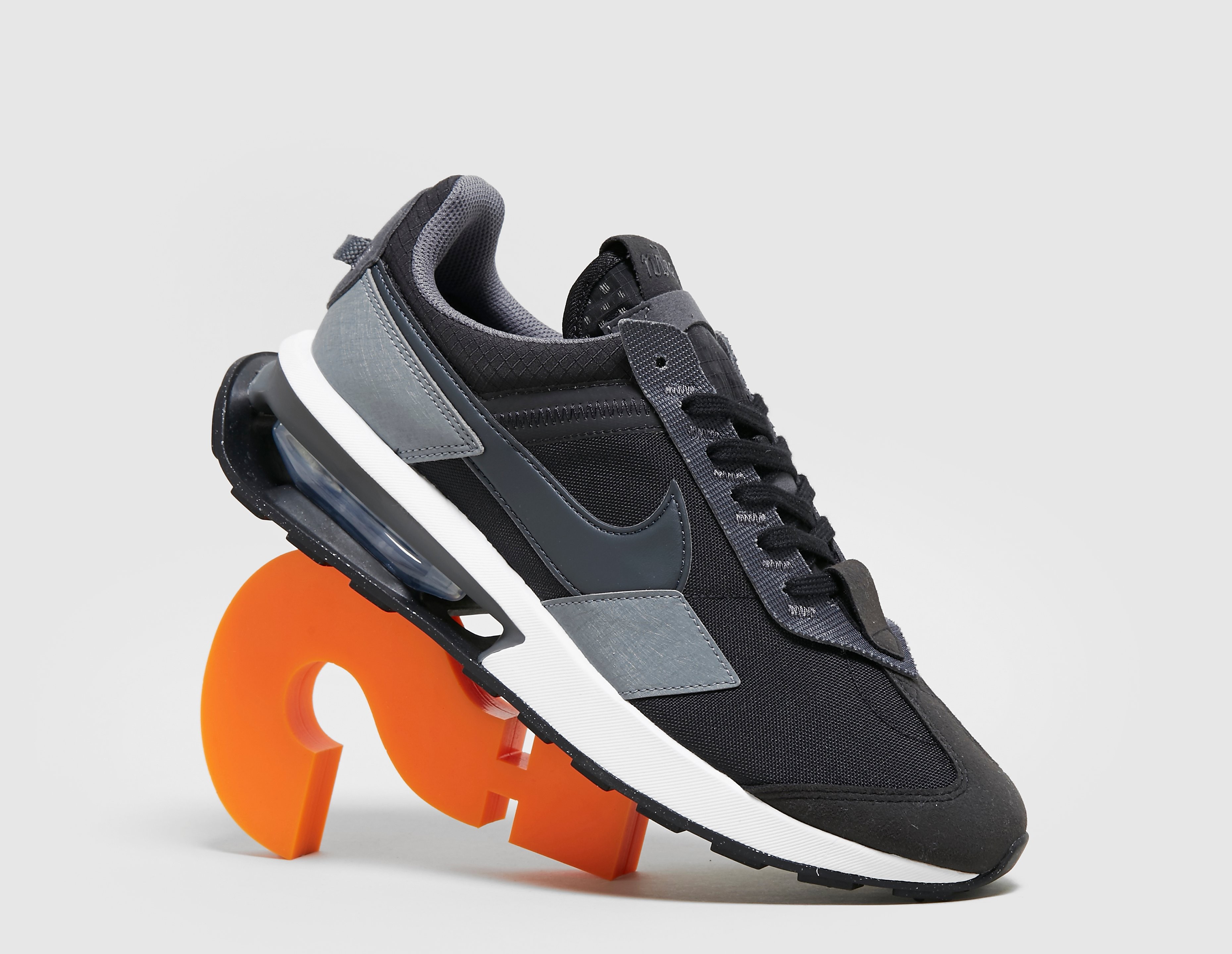 Nike Air Max Pre-Day QS