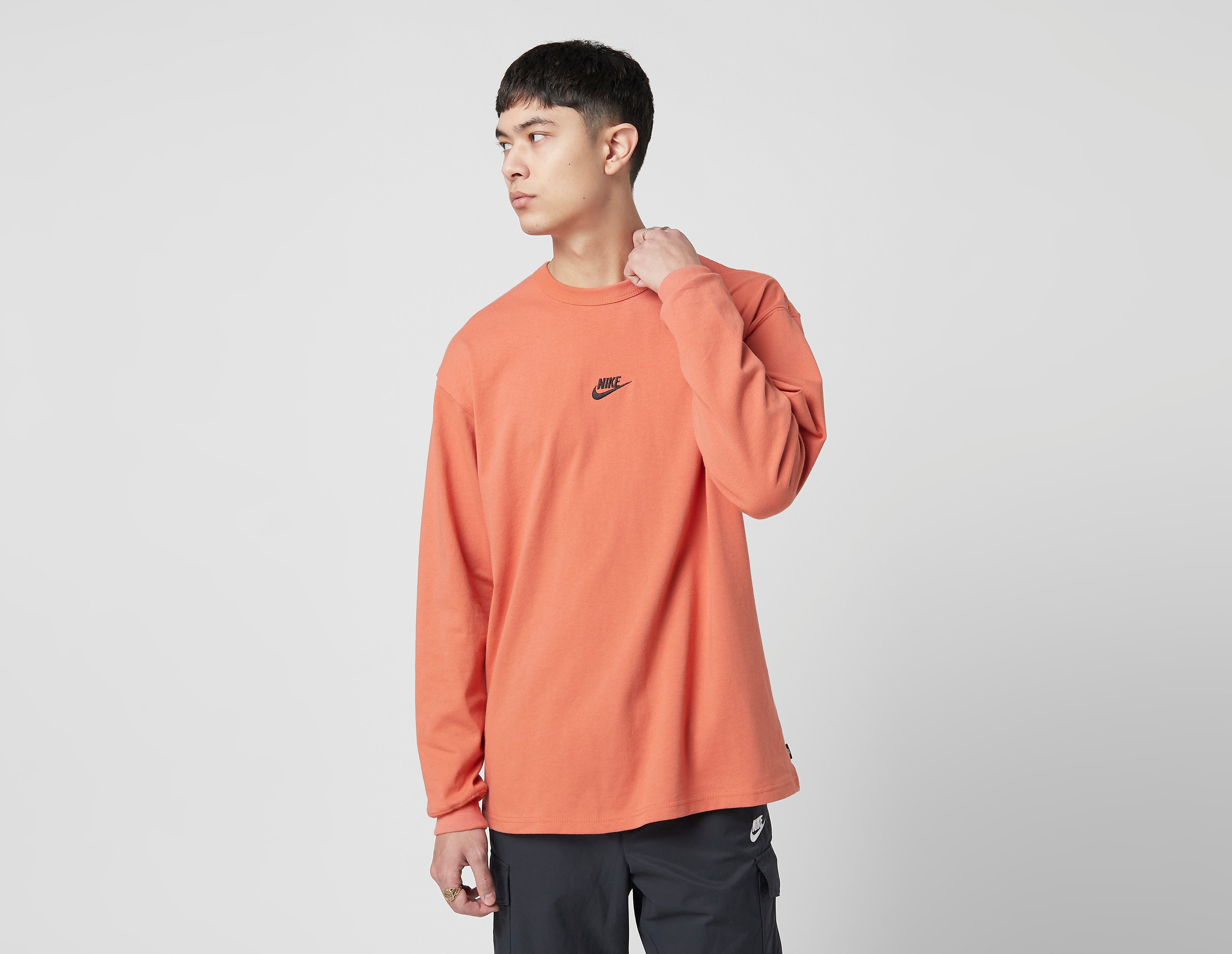 Nike Premium Essentials Long-Sleeve T-Shirt