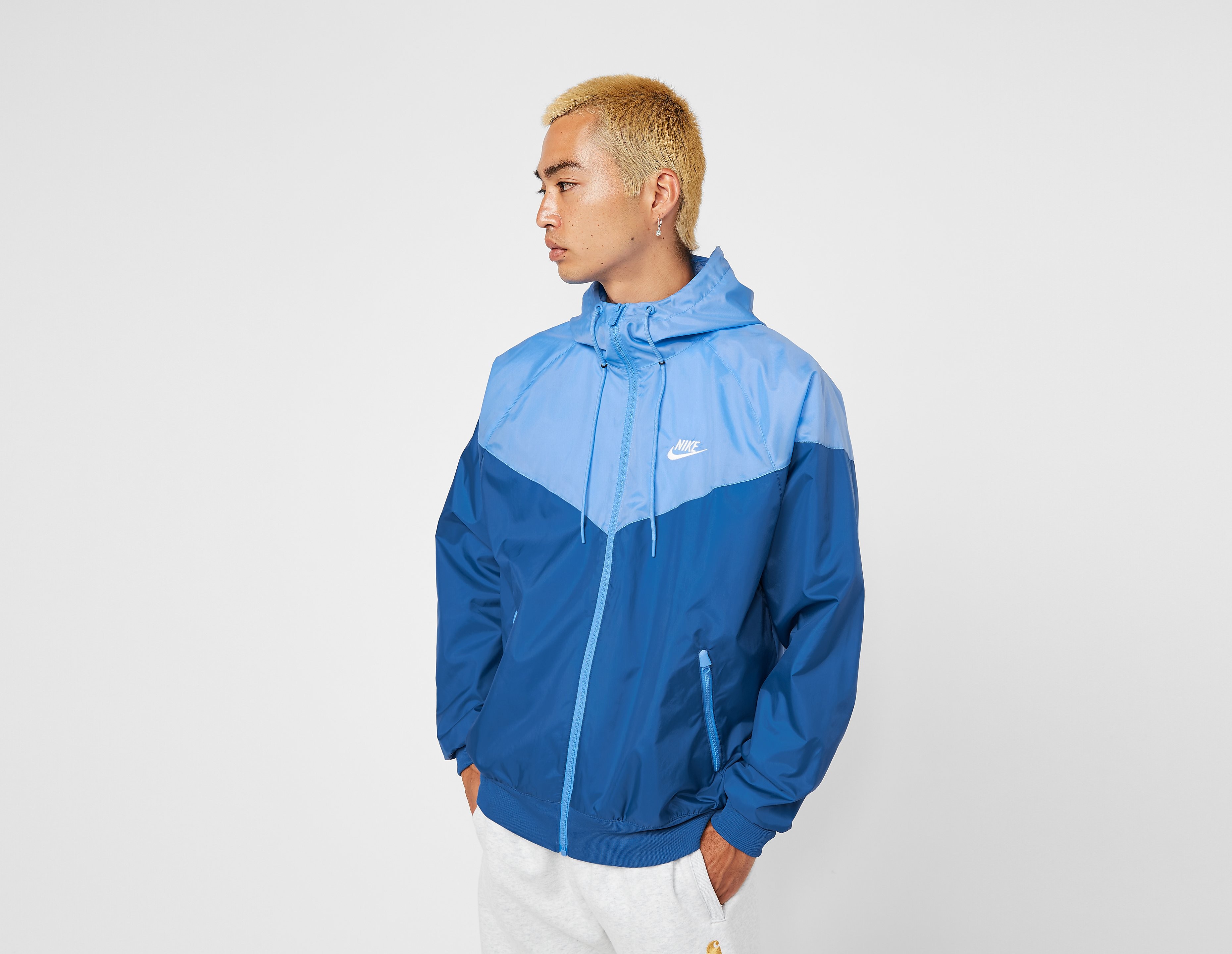 Nike Lightweight Windrunner Jacket