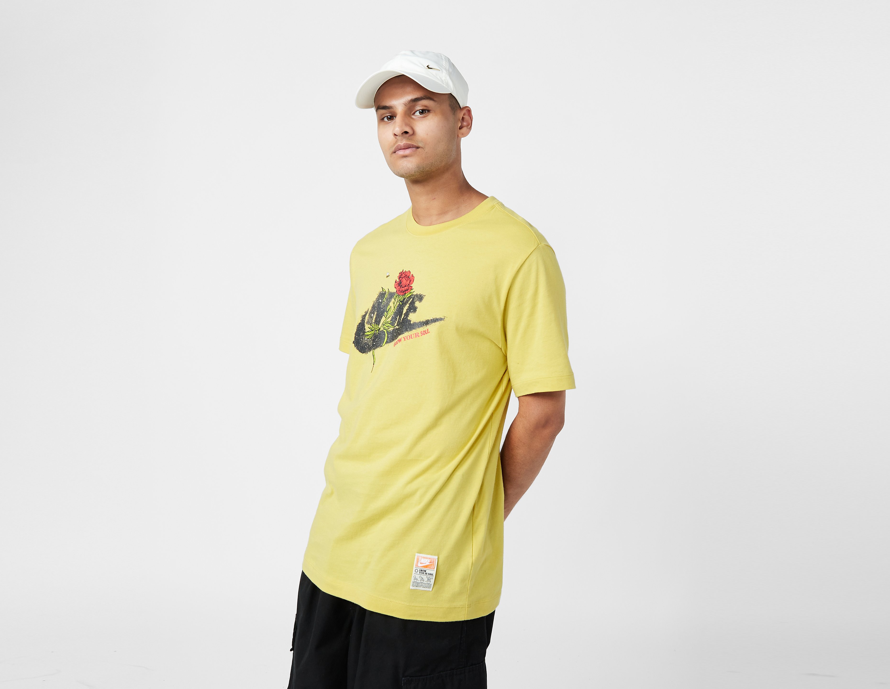 Nike Sportswear Flower Swoosh T-Shirt