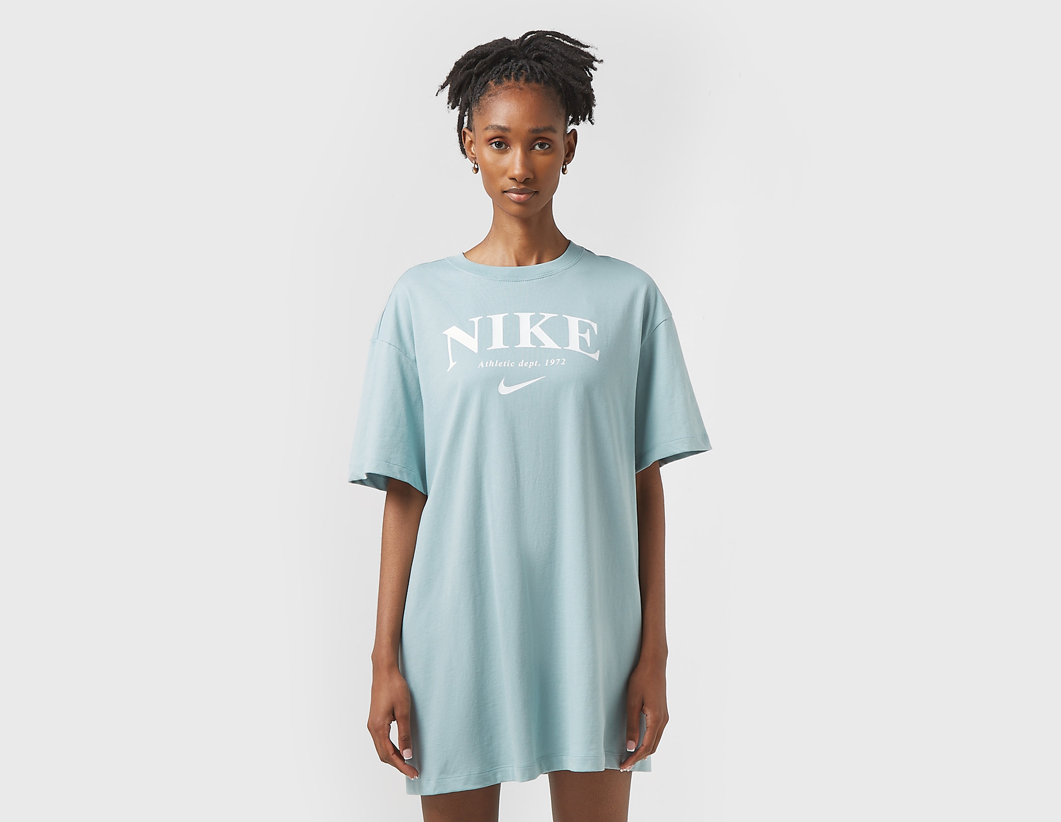 Nike Varsity Robe T-Shirt