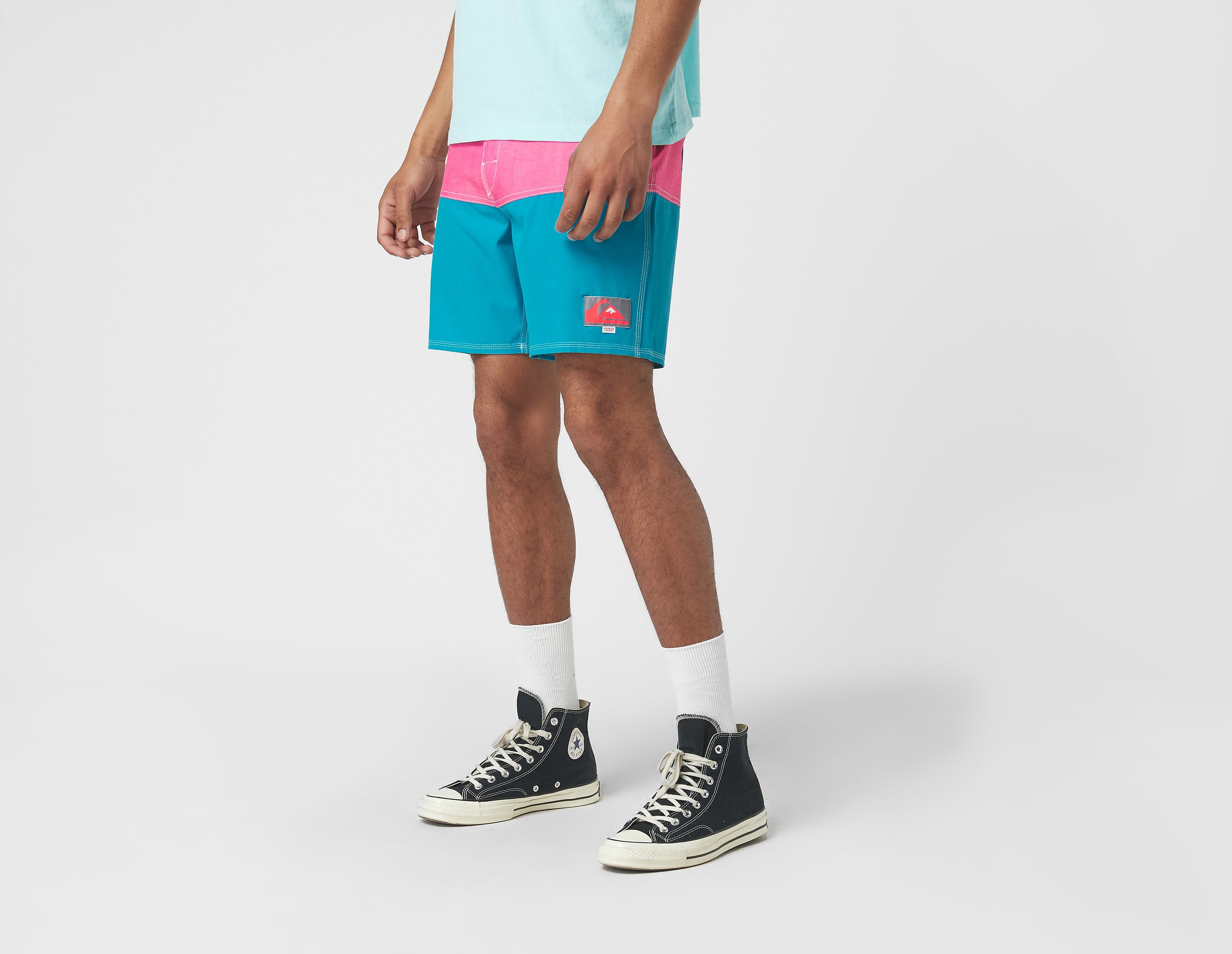 Quiksilver x Stranger Things Short 1986 Logo arrière