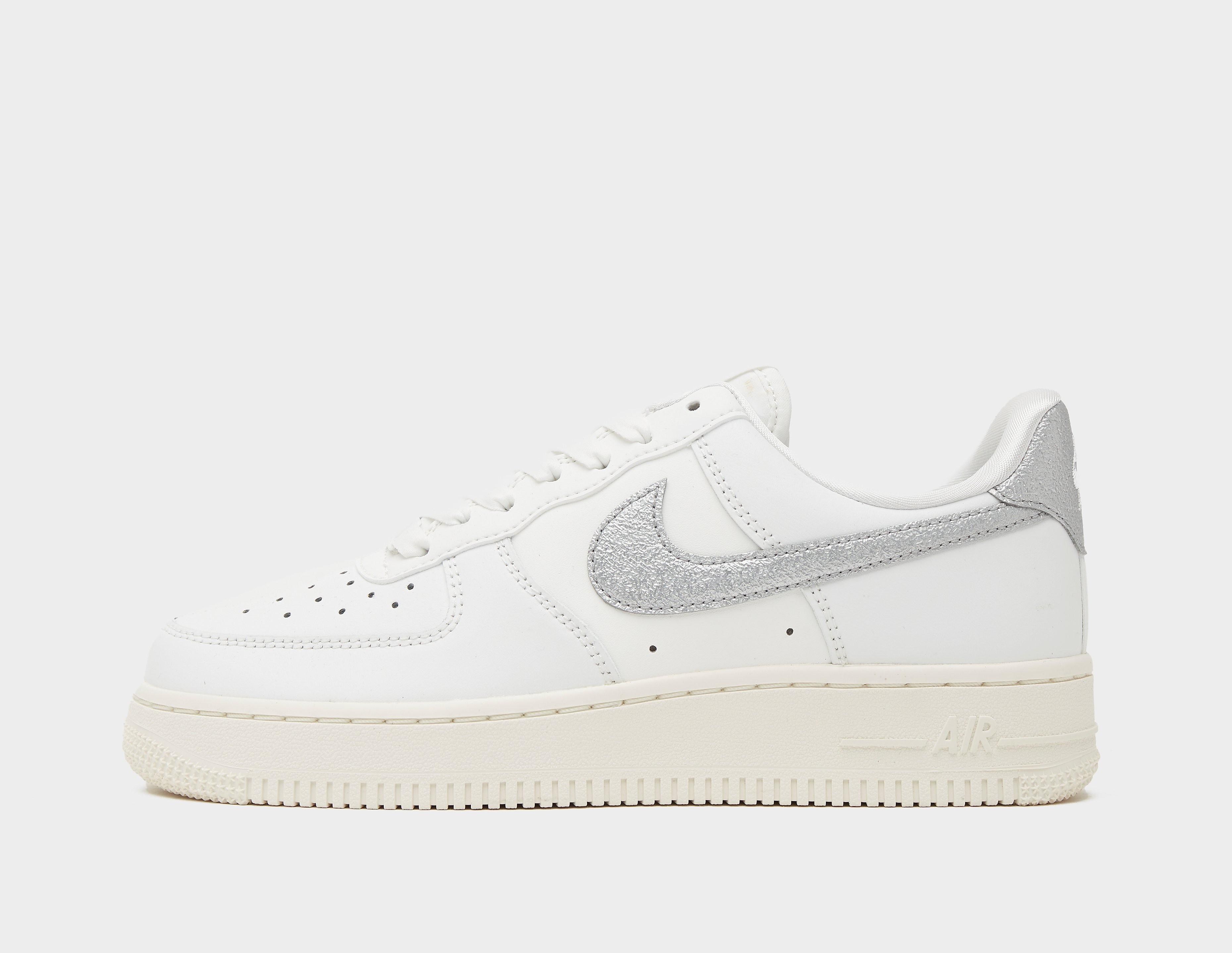 Nike Air Force 1 '07 LV8 Femme